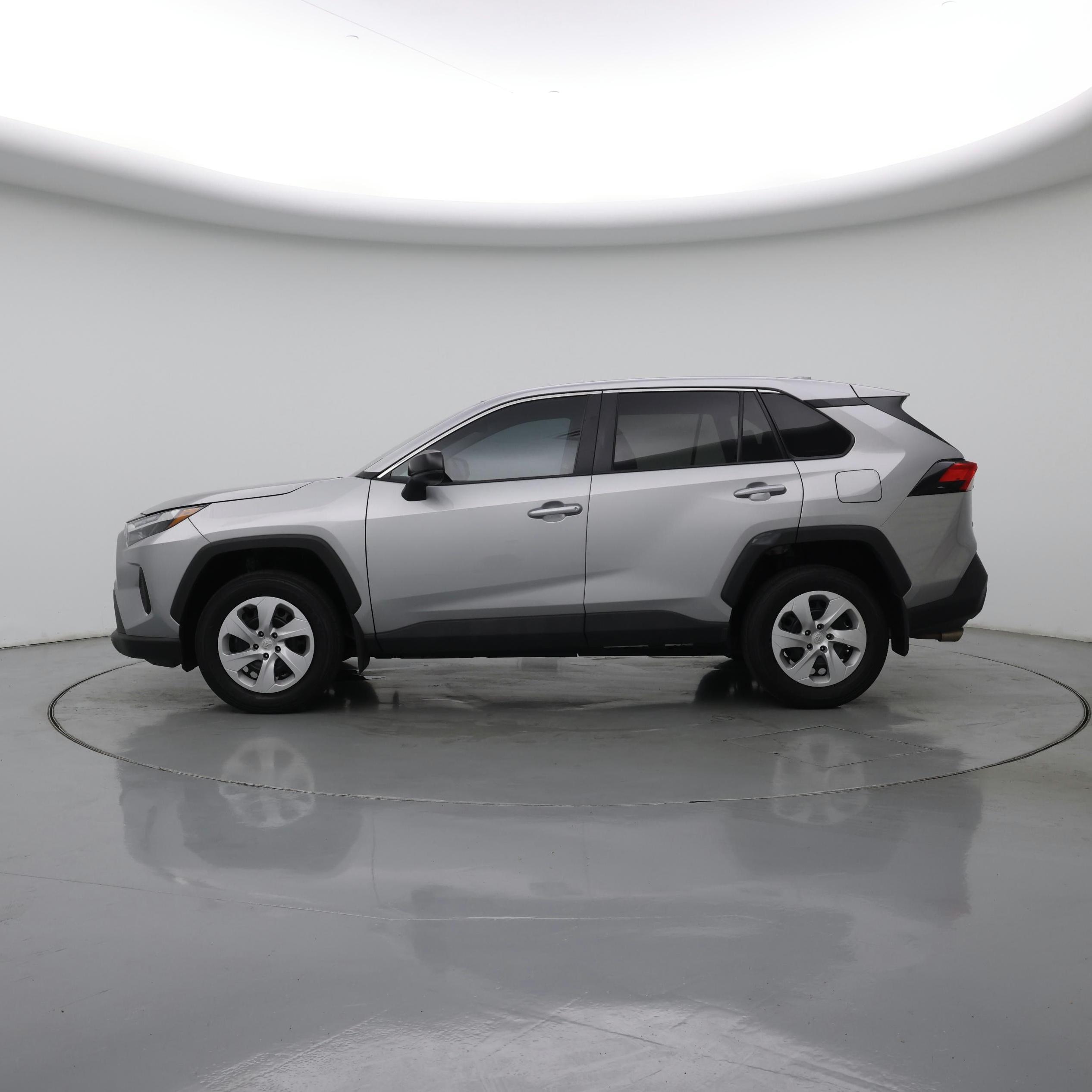 Thumbnail: 2025 Toyota RAV4 - 3