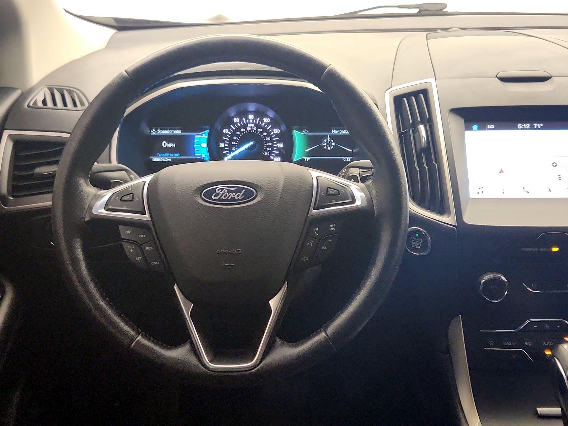 Thumbnail: 2018 Ford Edge - 10