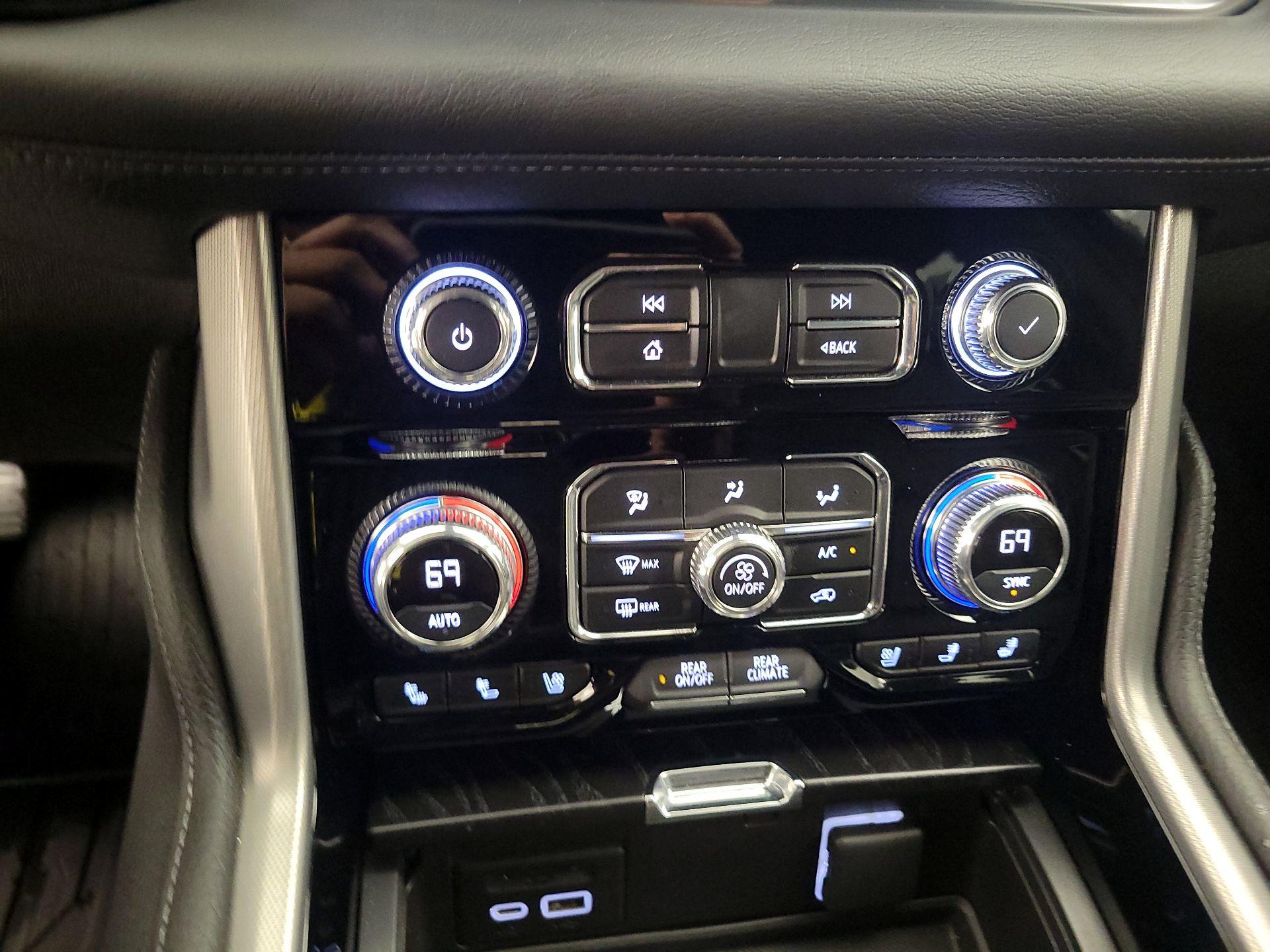 Thumbnail: 2021 GMC Yukon XL - 14