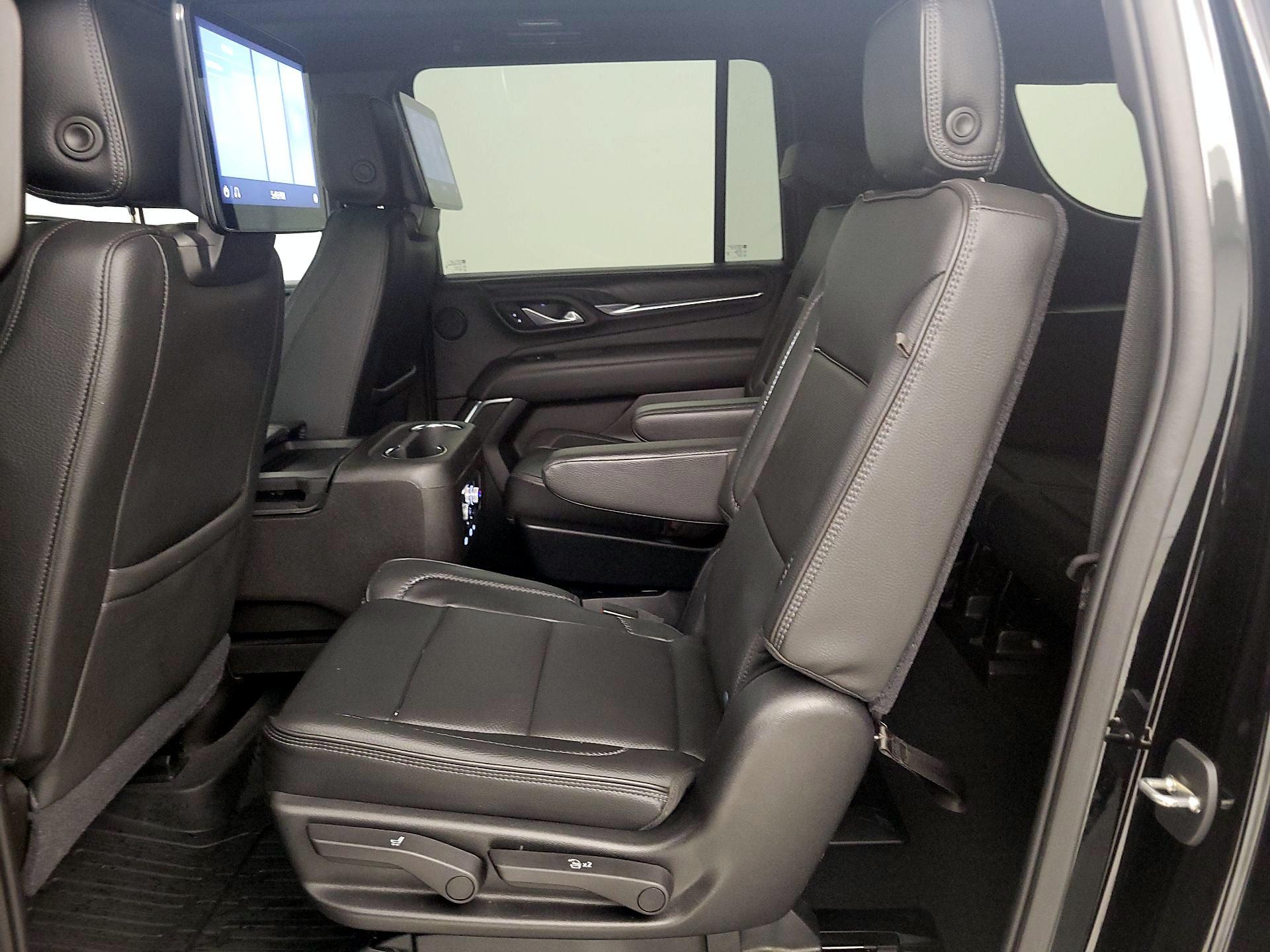 Thumbnail: 2021 GMC Yukon XL - 18