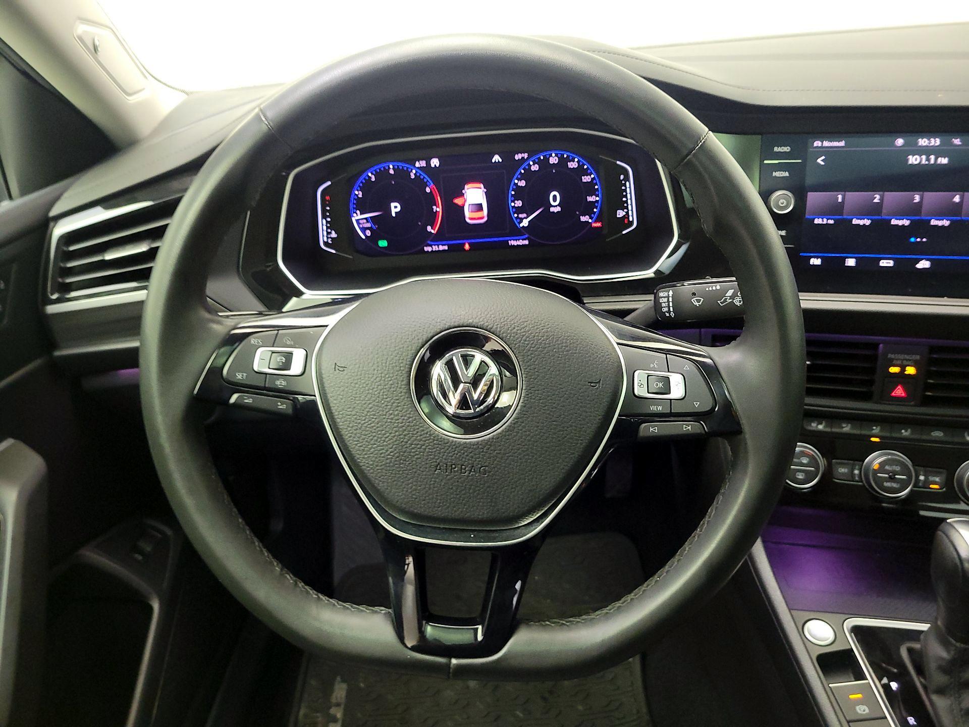 Thumbnail: 2020 Volkswagen Jetta - 10