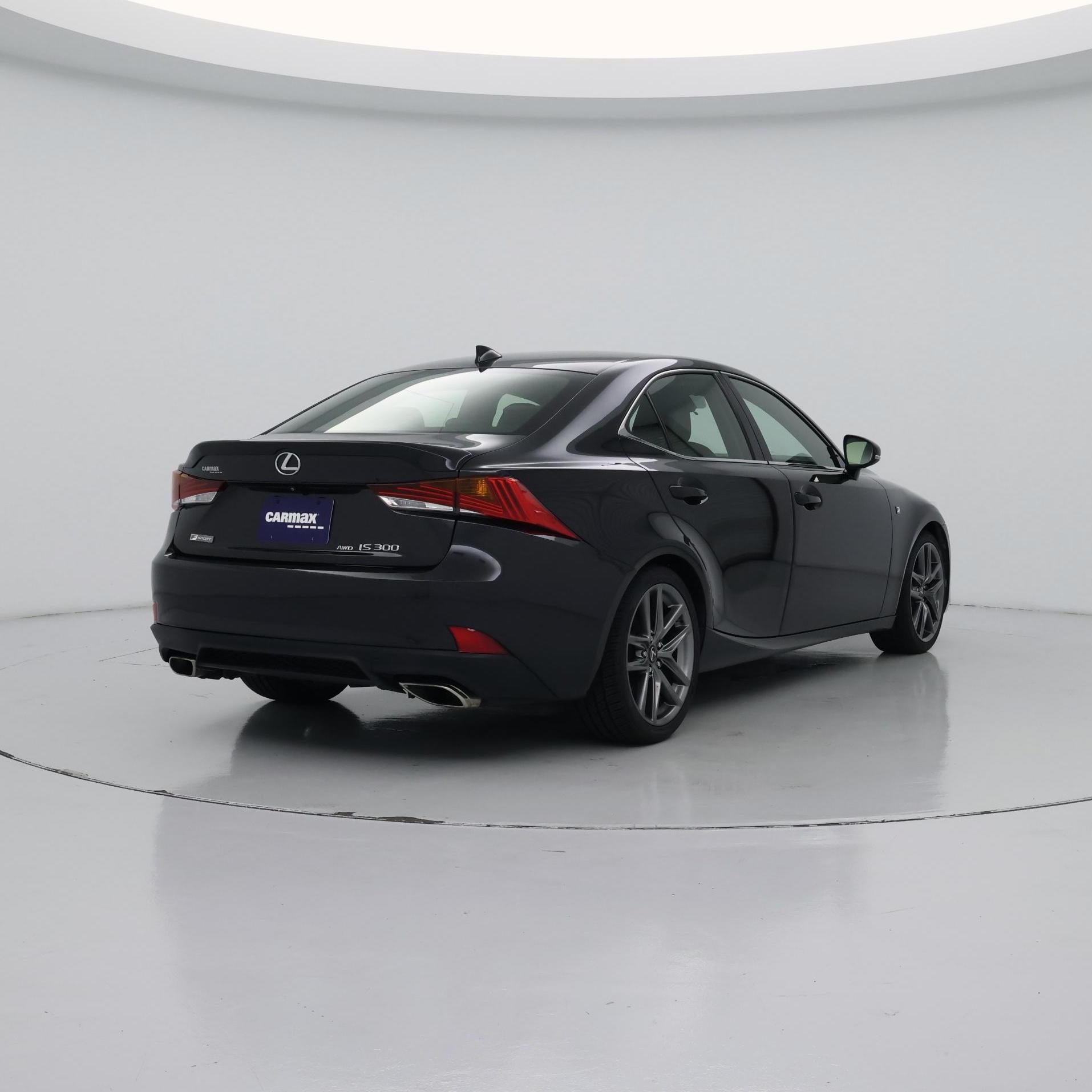Thumbnail: 2017 Lexus IS - 8