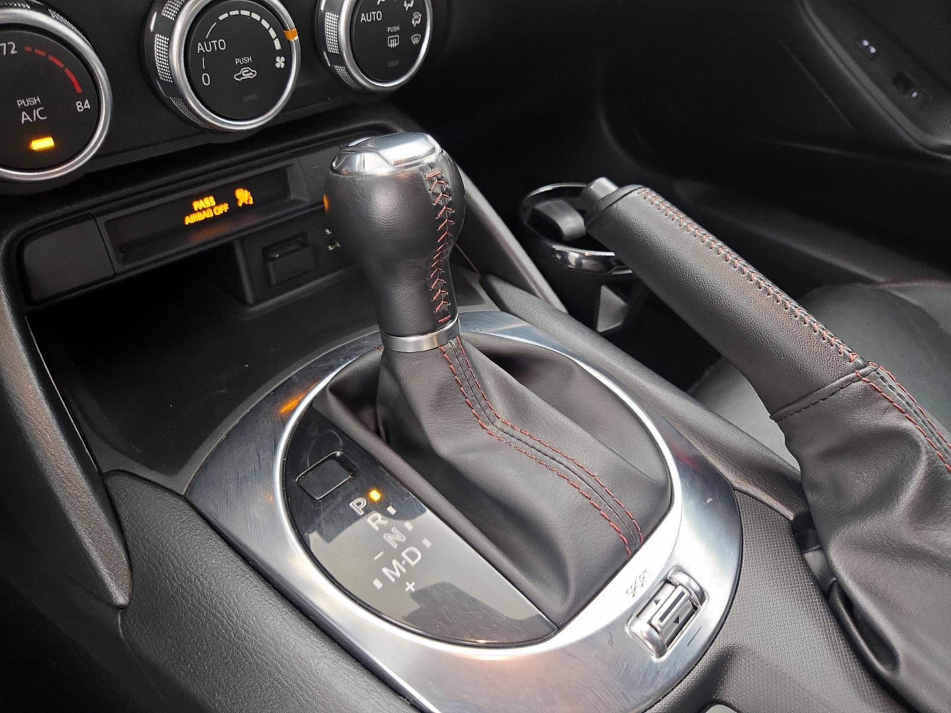 Thumbnail: 2016 Mazda MX-5 Miata - 16