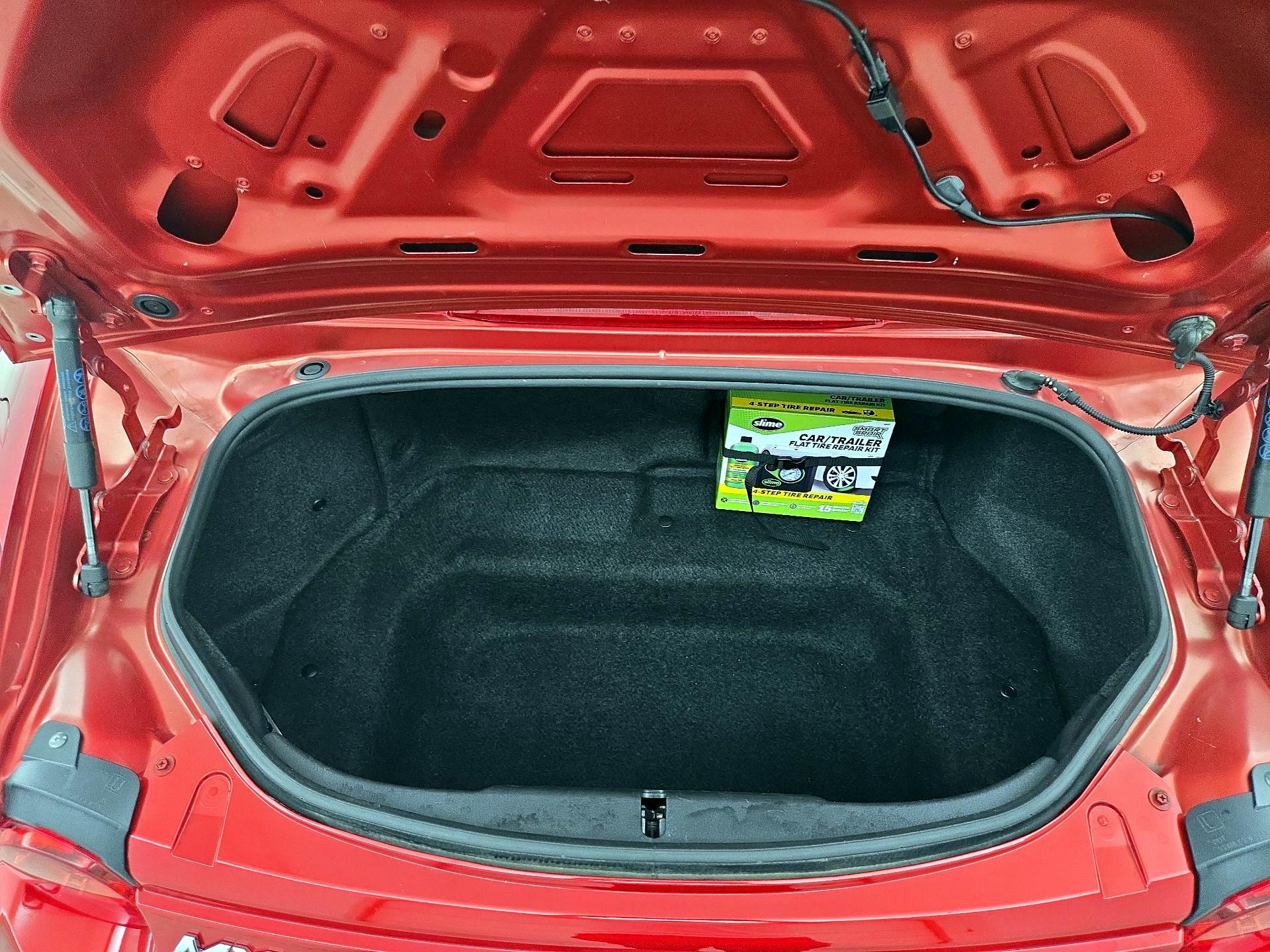 Thumbnail: 2016 Mazda MX-5 Miata - 18