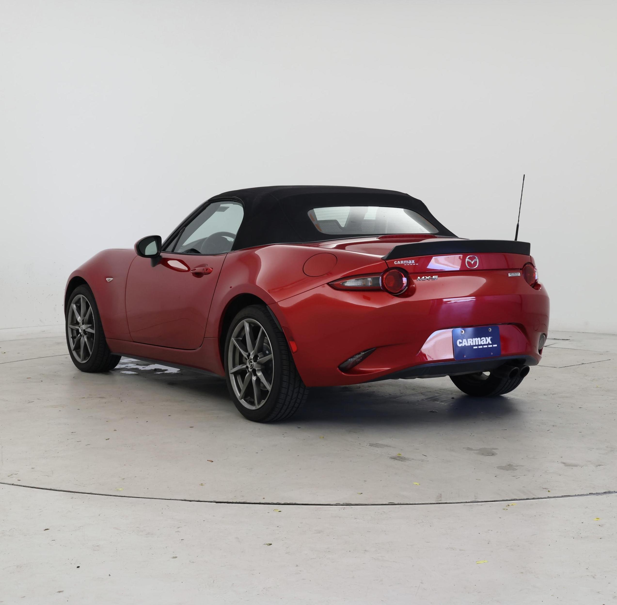 Thumbnail: 2016 Mazda MX-5 Miata - 2
