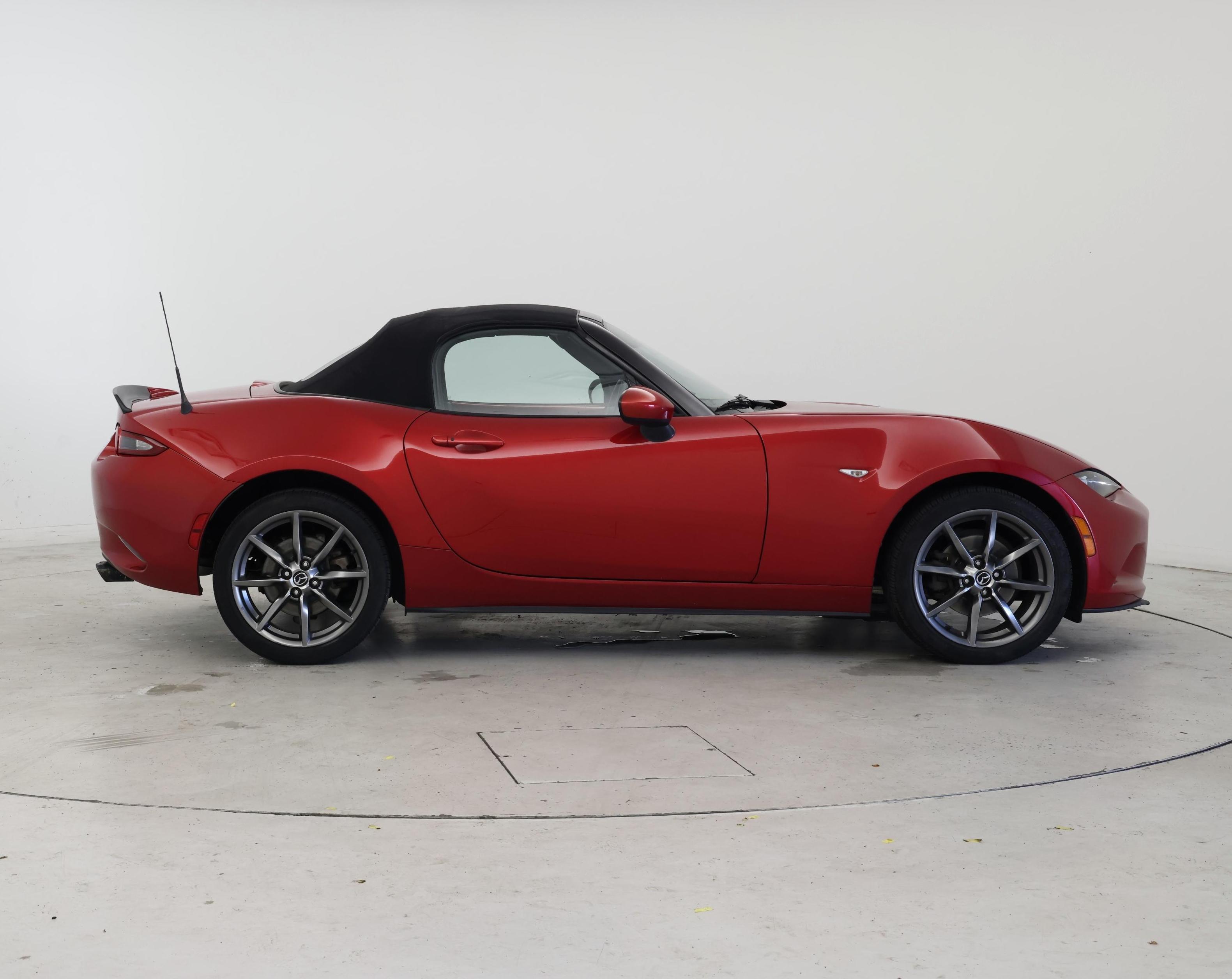 Thumbnail: 2016 Mazda MX-5 Miata - 7
