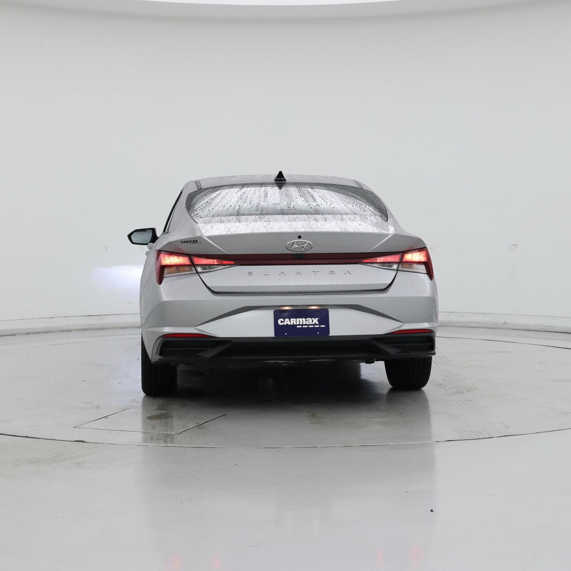 Thumbnail: 2022 Hyundai Elantra - 6