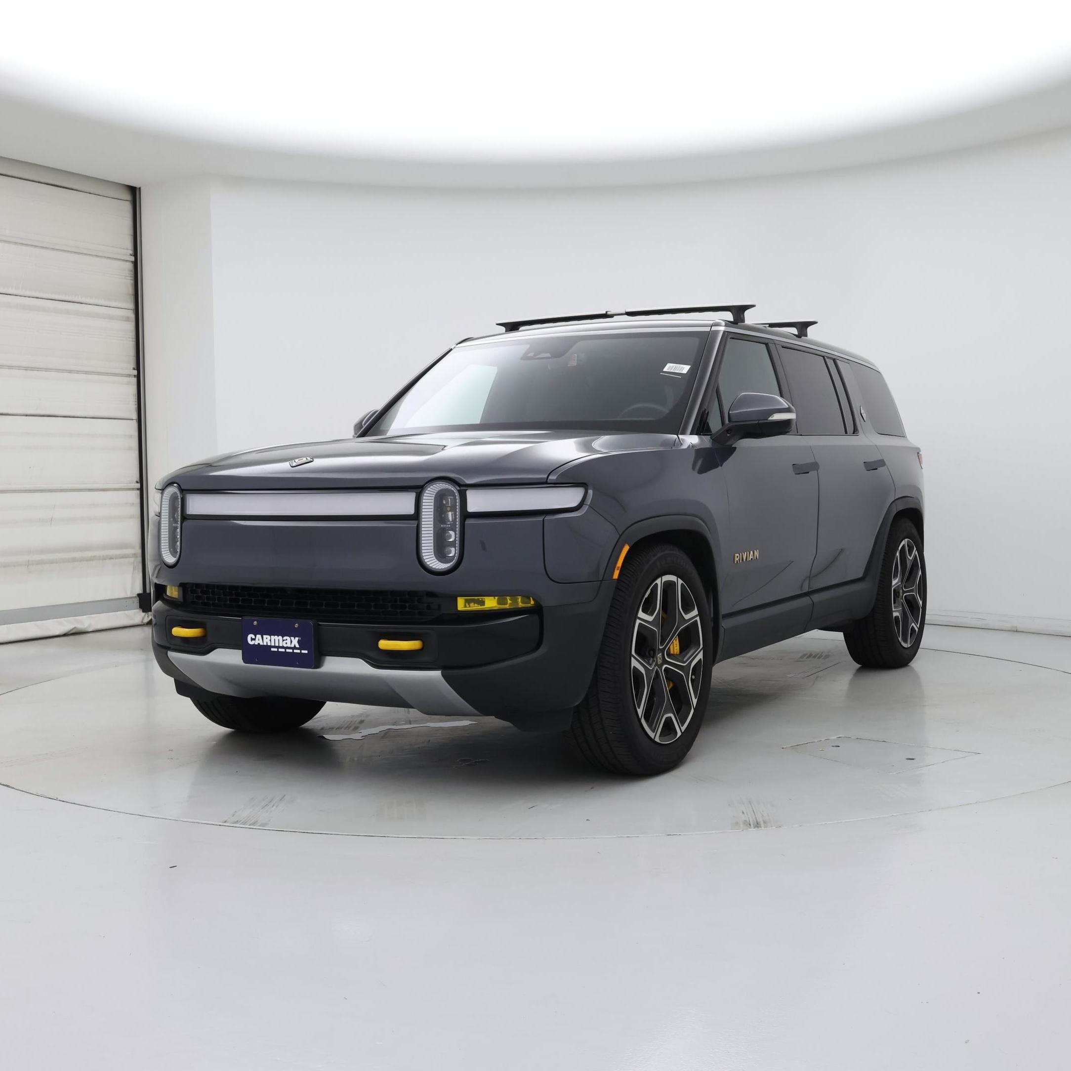 Thumbnail: 2023 Rivian R1S - 4