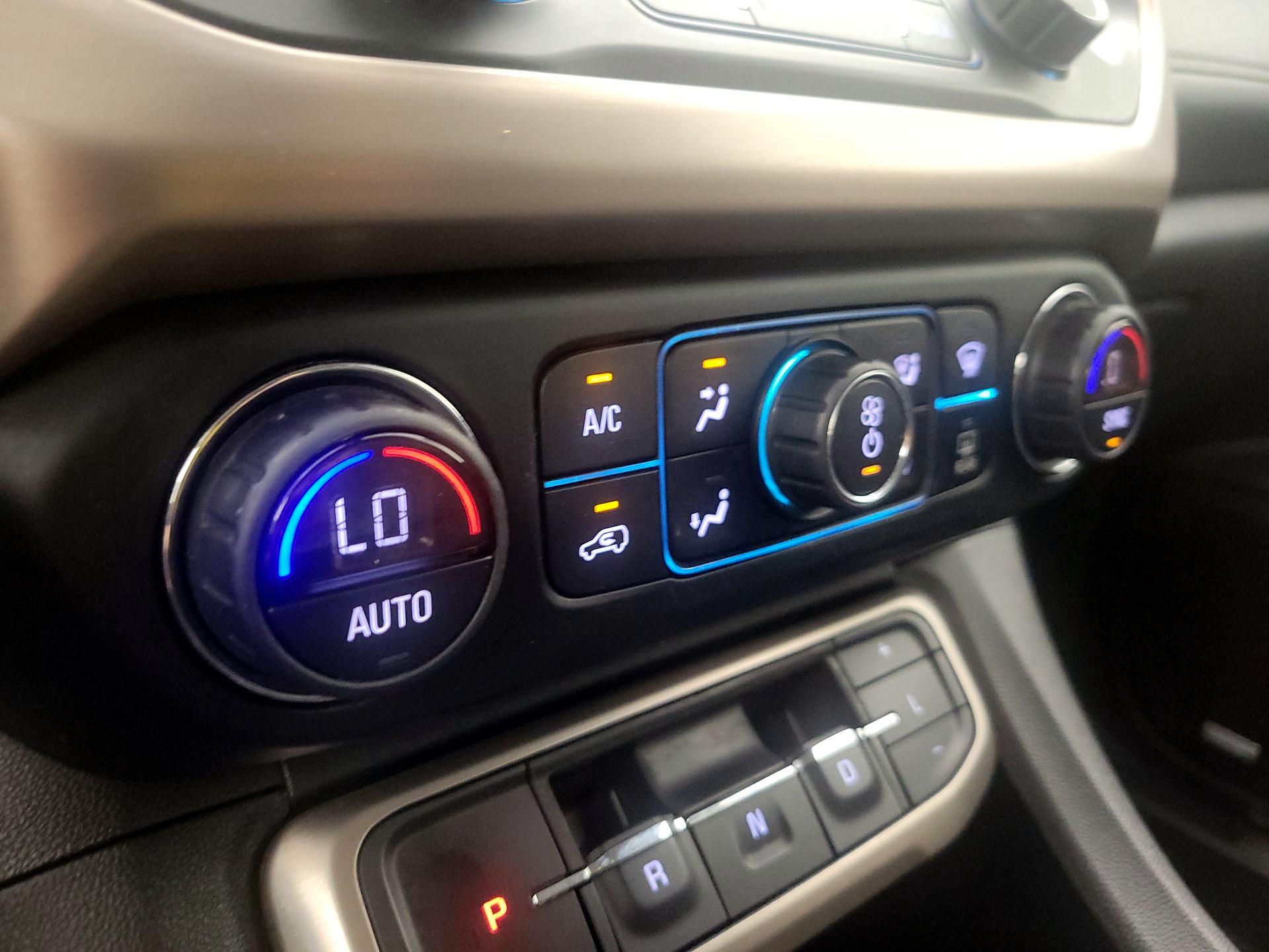 Thumbnail: 2020 GMC Acadia - 16