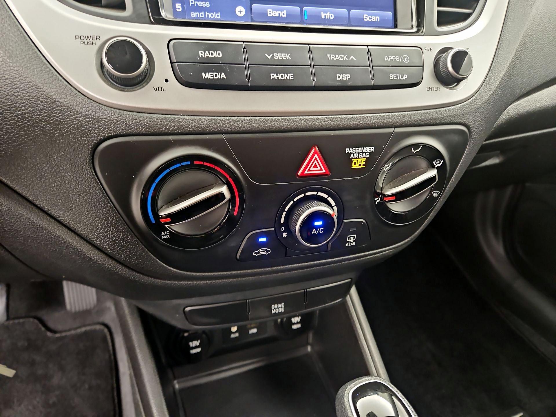 Thumbnail: 2020 Hyundai Accent - 16
