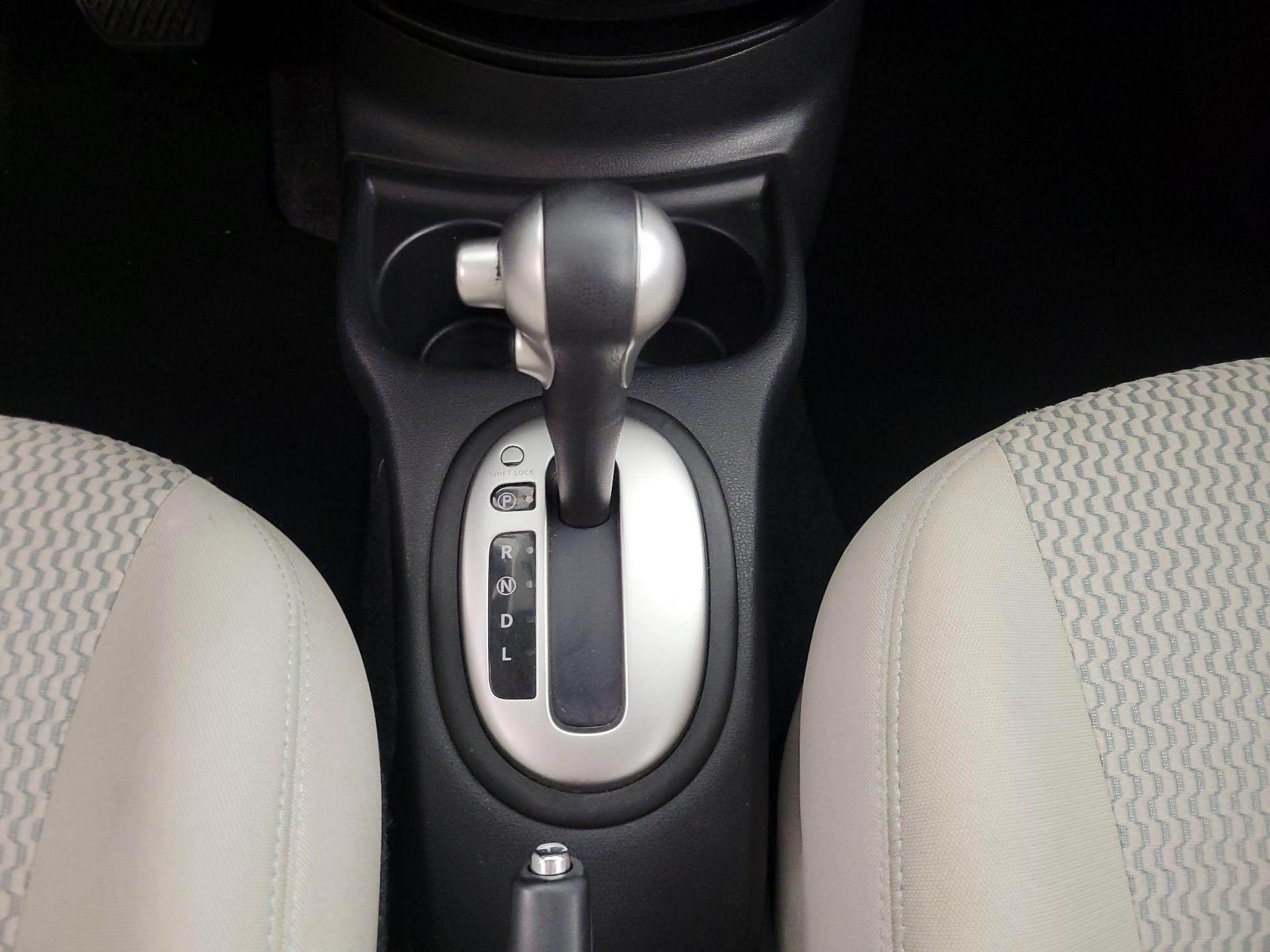 Thumbnail: 2014 Nissan Versa Note - 16