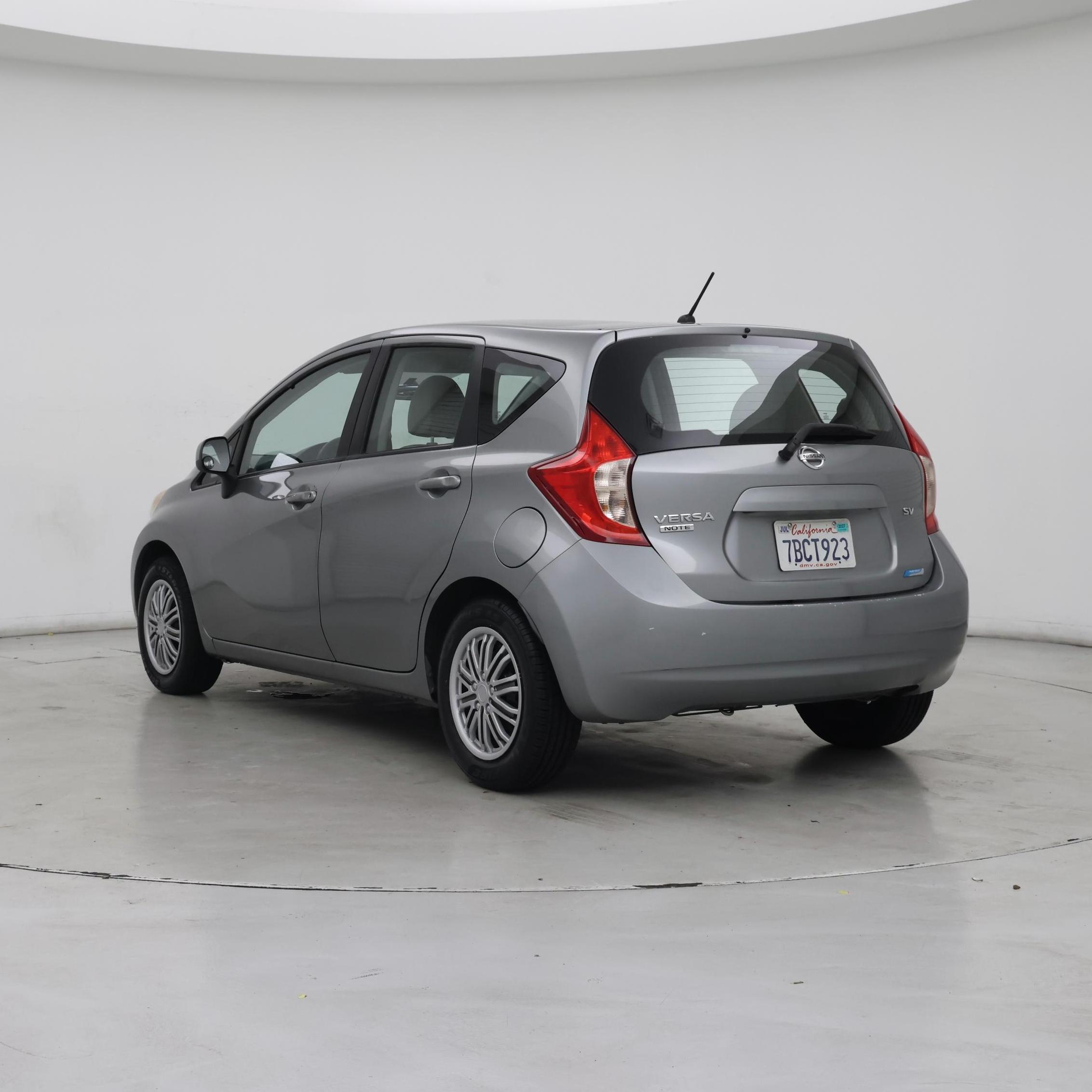 Thumbnail: 2014 Nissan Versa Note - 2