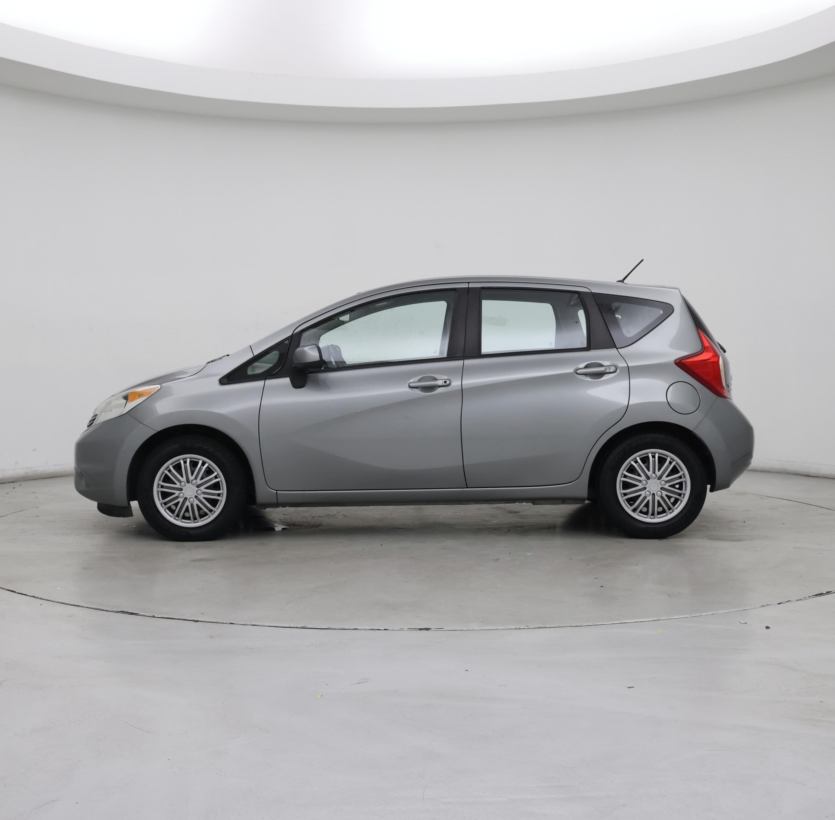 Thumbnail: 2014 Nissan Versa Note - 3