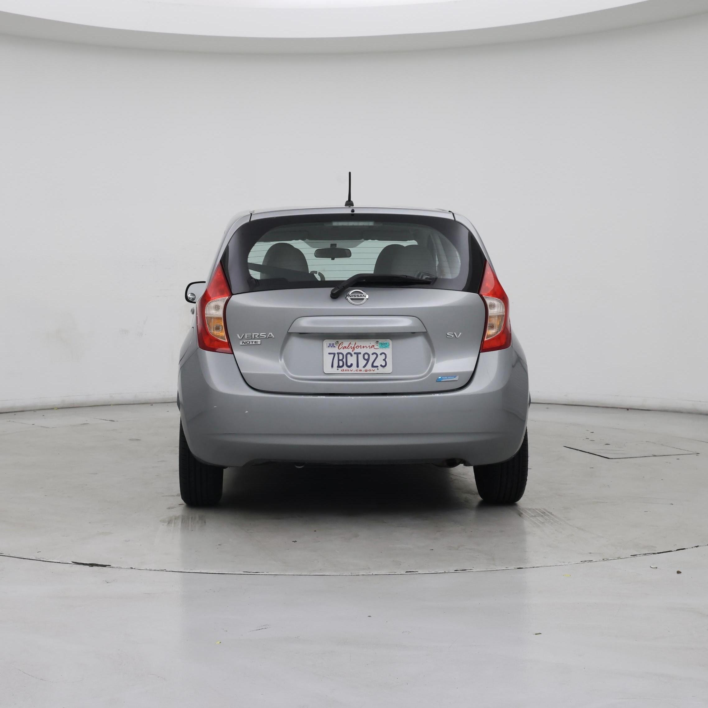 Thumbnail: 2014 Nissan Versa Note - 6