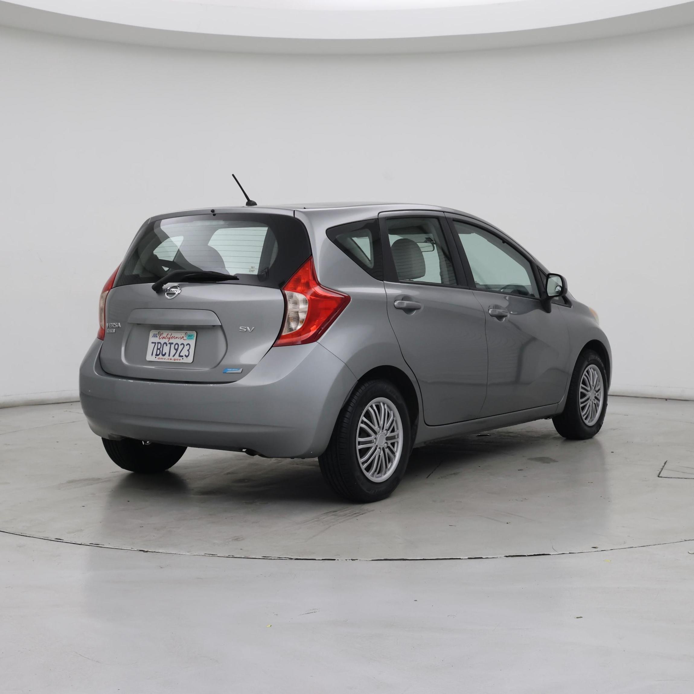 Thumbnail: 2014 Nissan Versa Note - 8