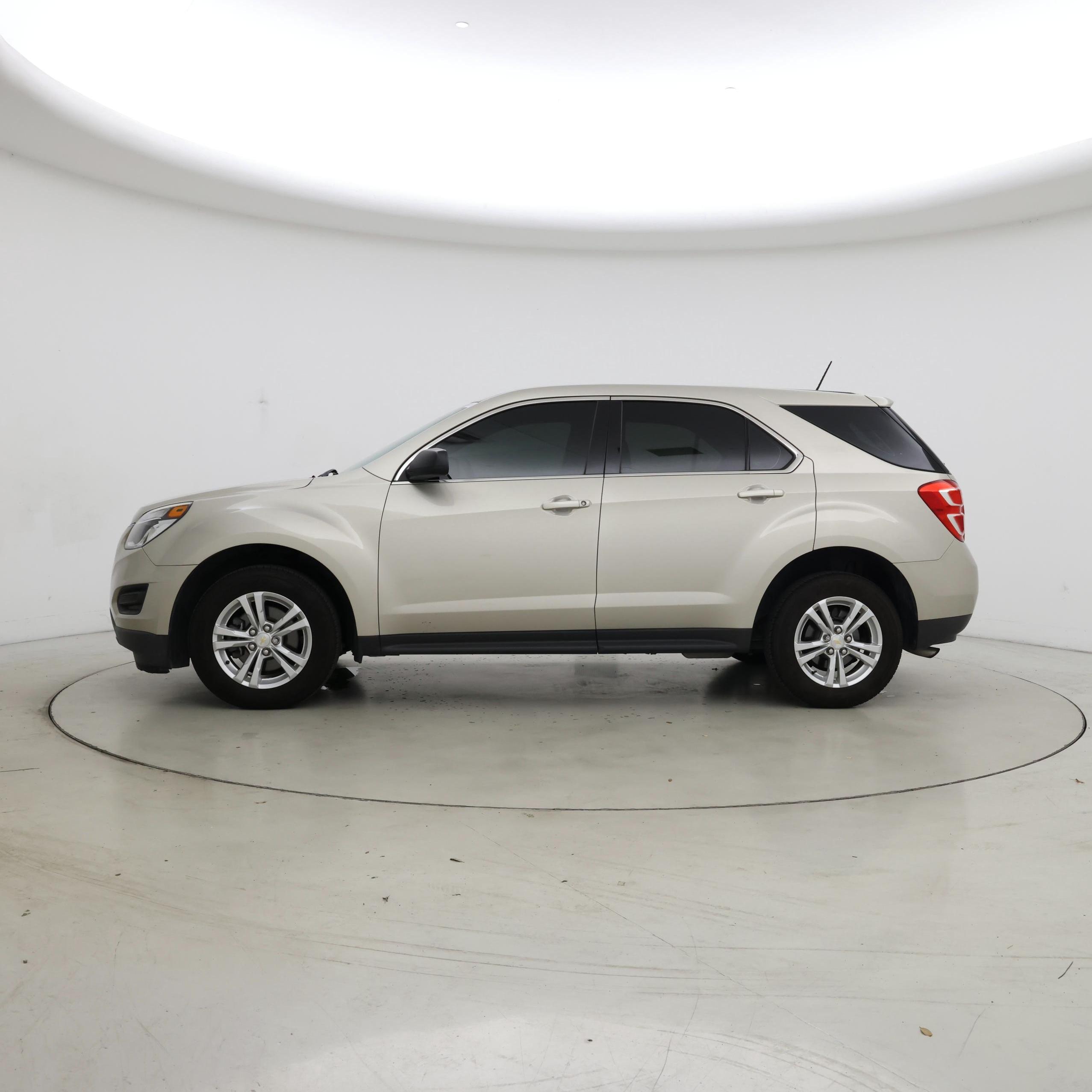 Thumbnail: 2016 Chevrolet Equinox - 3