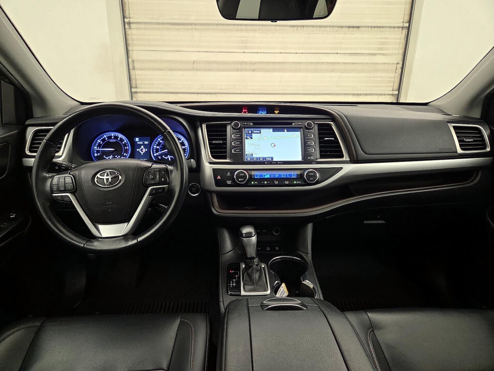 2019 Toyota Highlander XLE - Photo 10