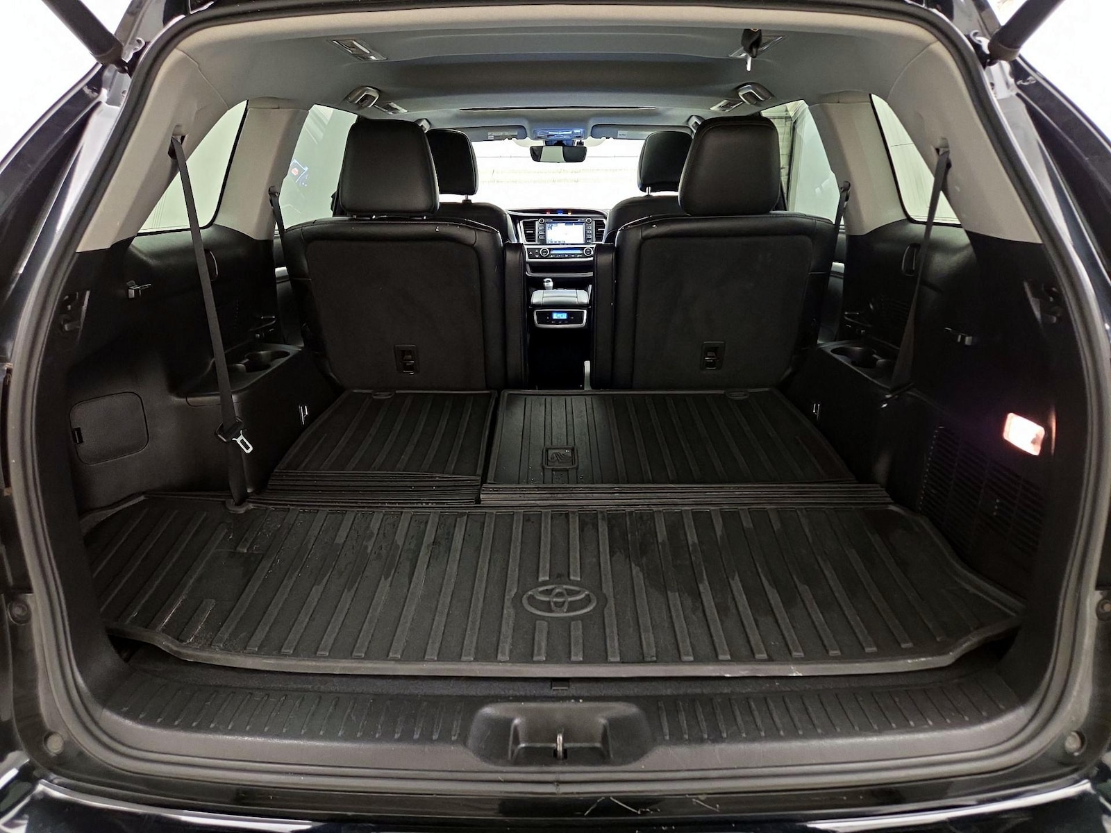 2019 Toyota Highlander XLE - Photo 25