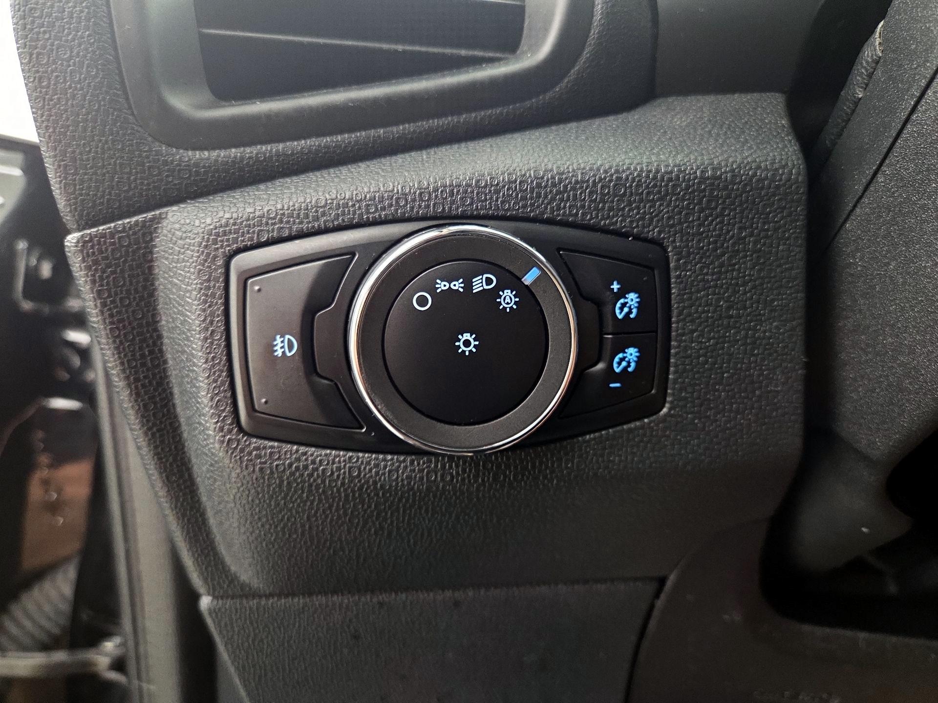 Thumbnail: 2021 Ford EcoSport - 13