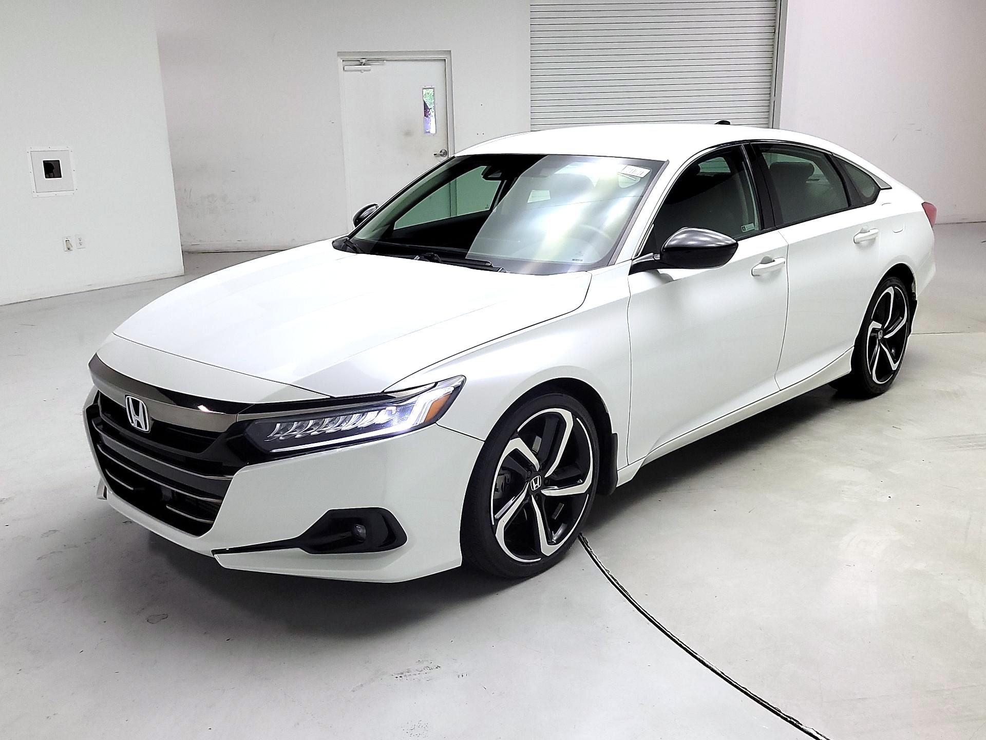 Thumbnail: 2022 Honda Accord - 3