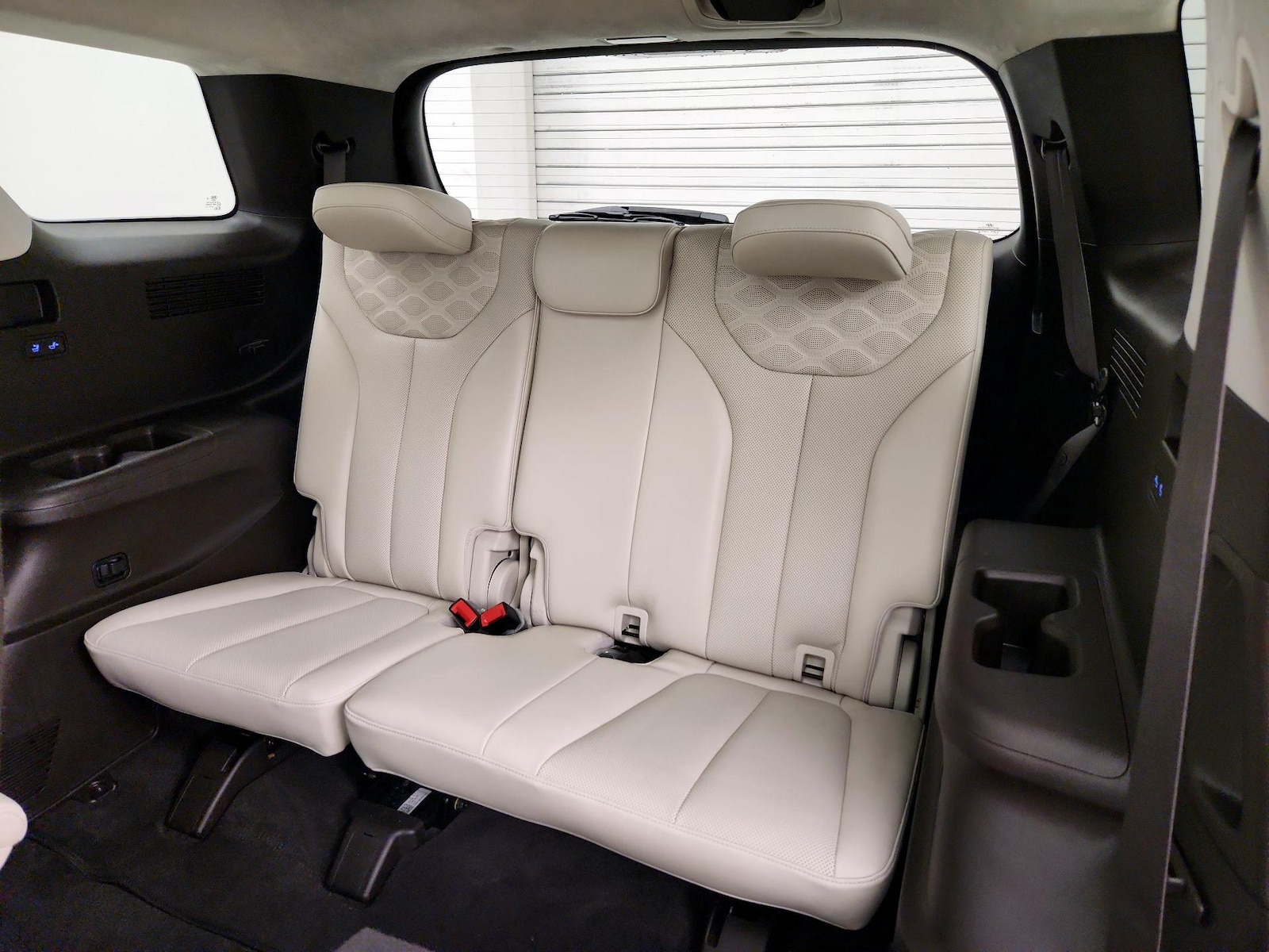 2020 Hyundai Palisade Limited - Photo 23