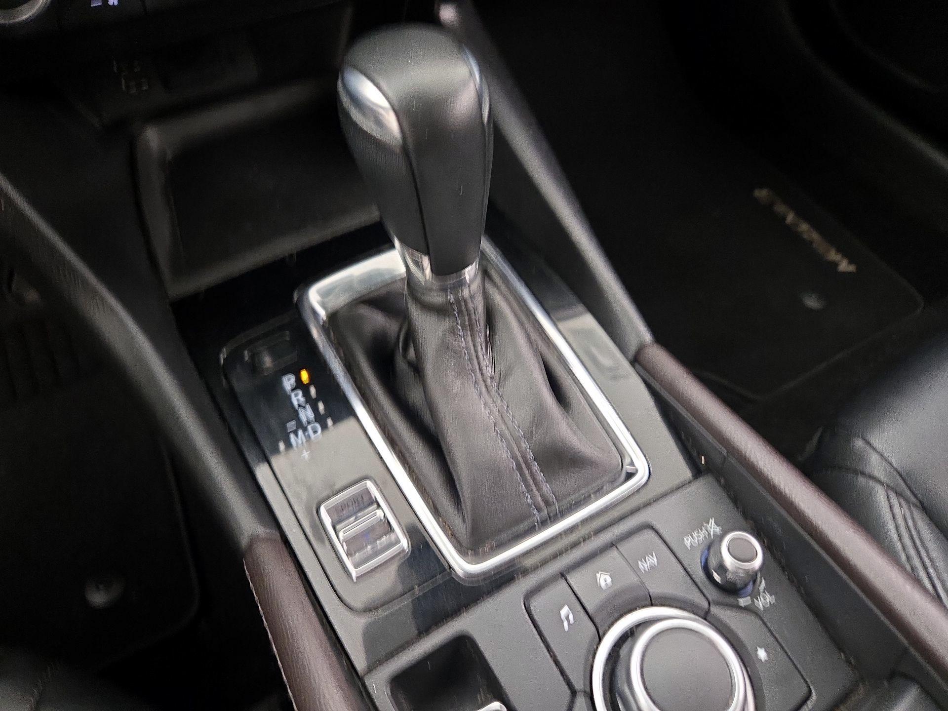 Thumbnail: 2018 Mazda Mazda3 - 17