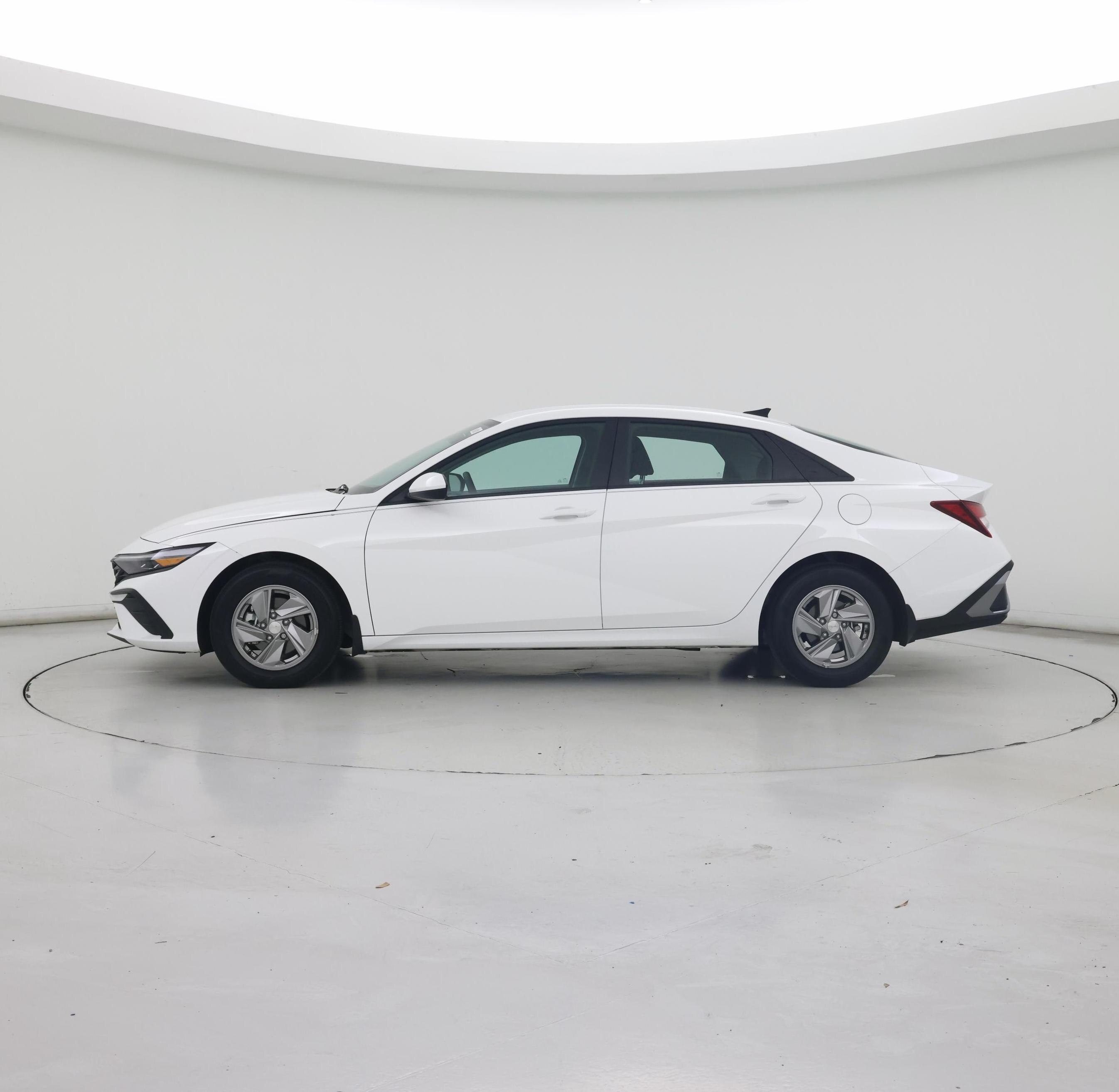 Thumbnail: 2025 Hyundai Elantra - 3