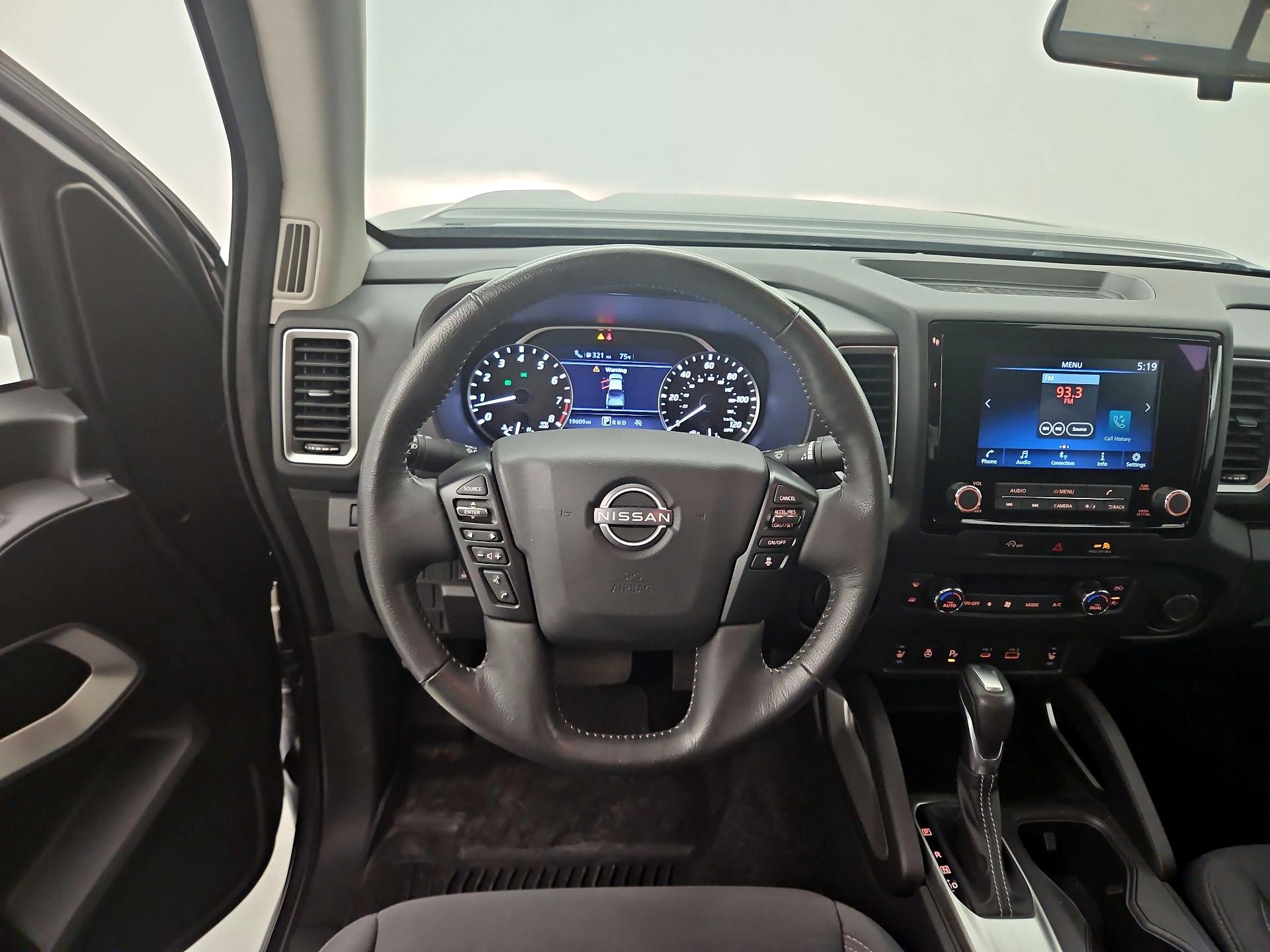 Thumbnail: 2023 Nissan Frontier - 10