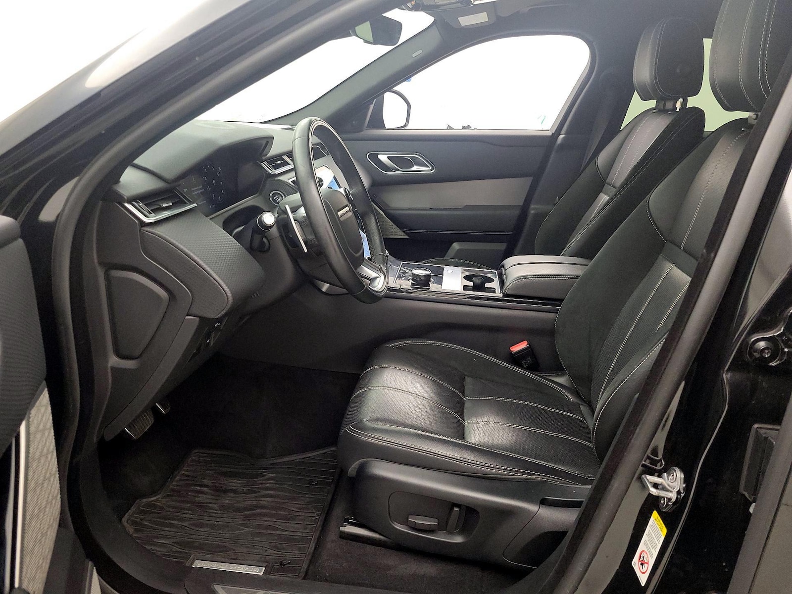 2019 Land Rover Range Rover Velar SE - Photo 12