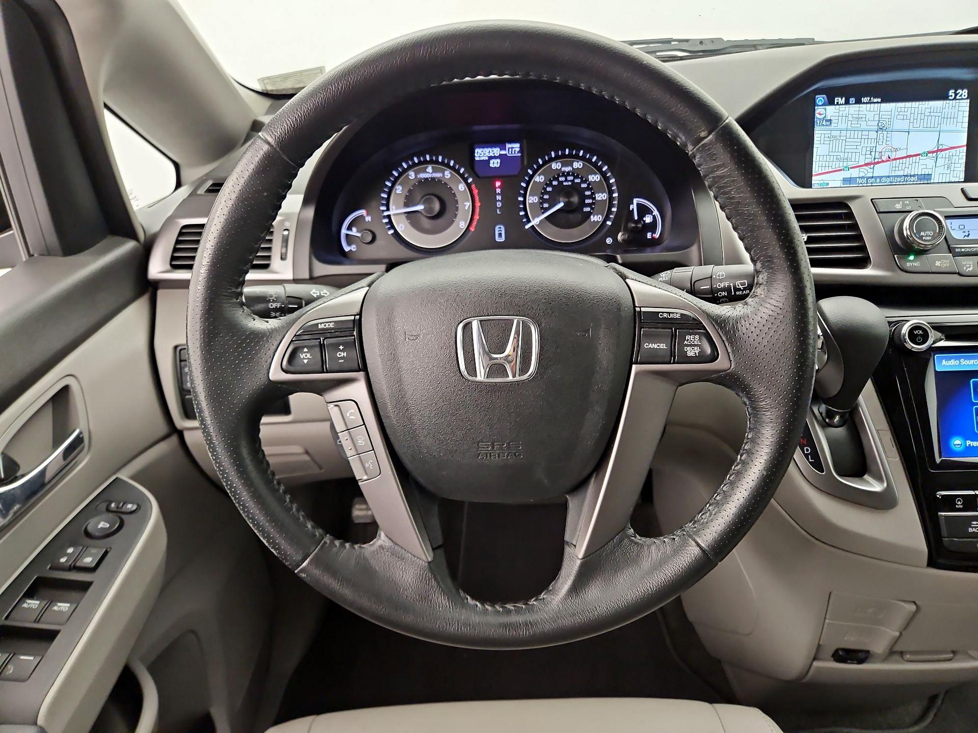Thumbnail: 2015 Honda Odyssey - 10