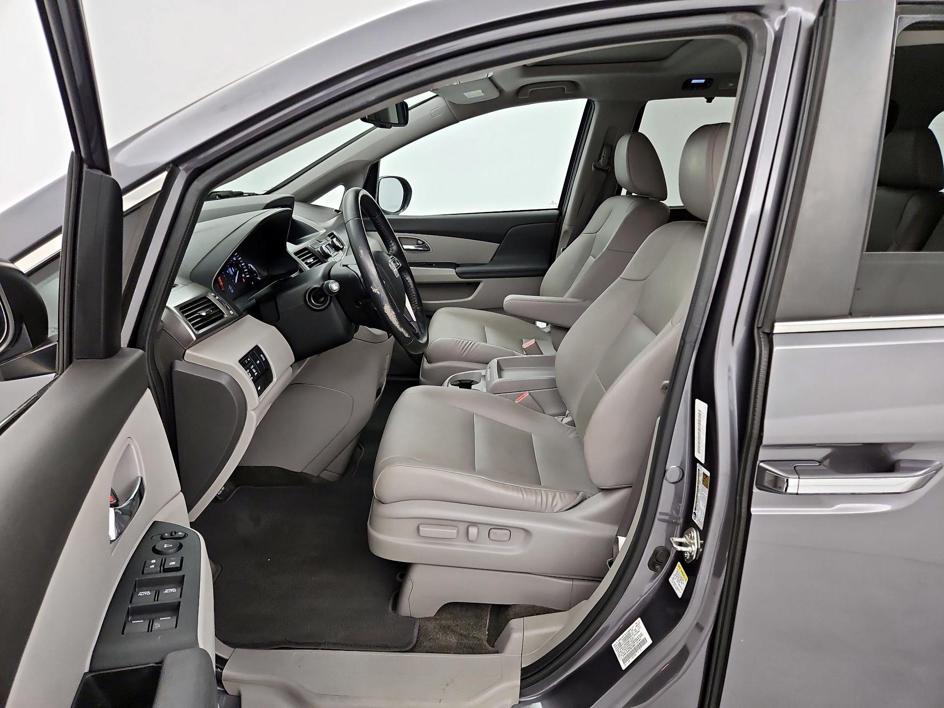 Thumbnail: 2015 Honda Odyssey - 11
