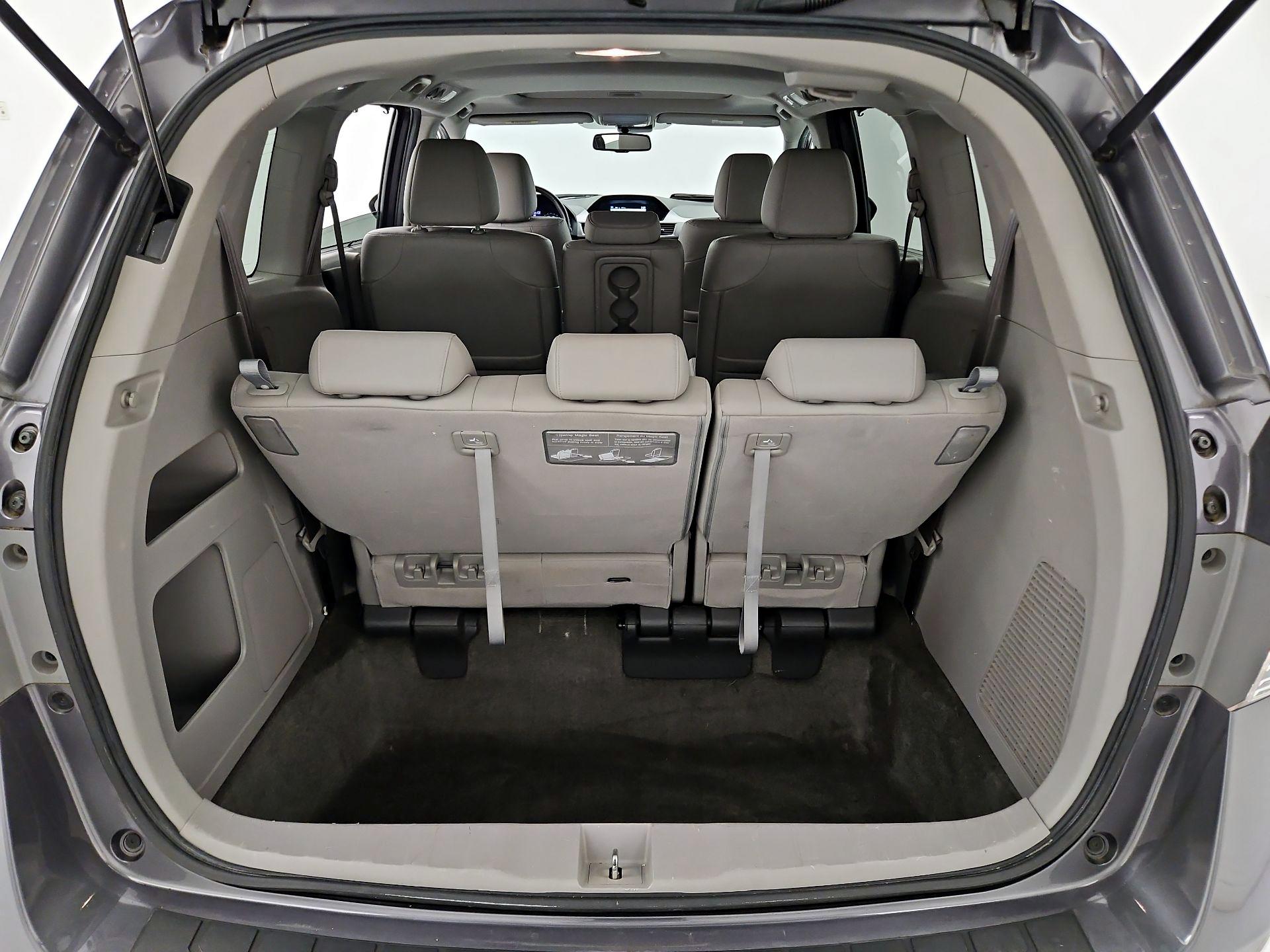 Thumbnail: 2015 Honda Odyssey - 18
