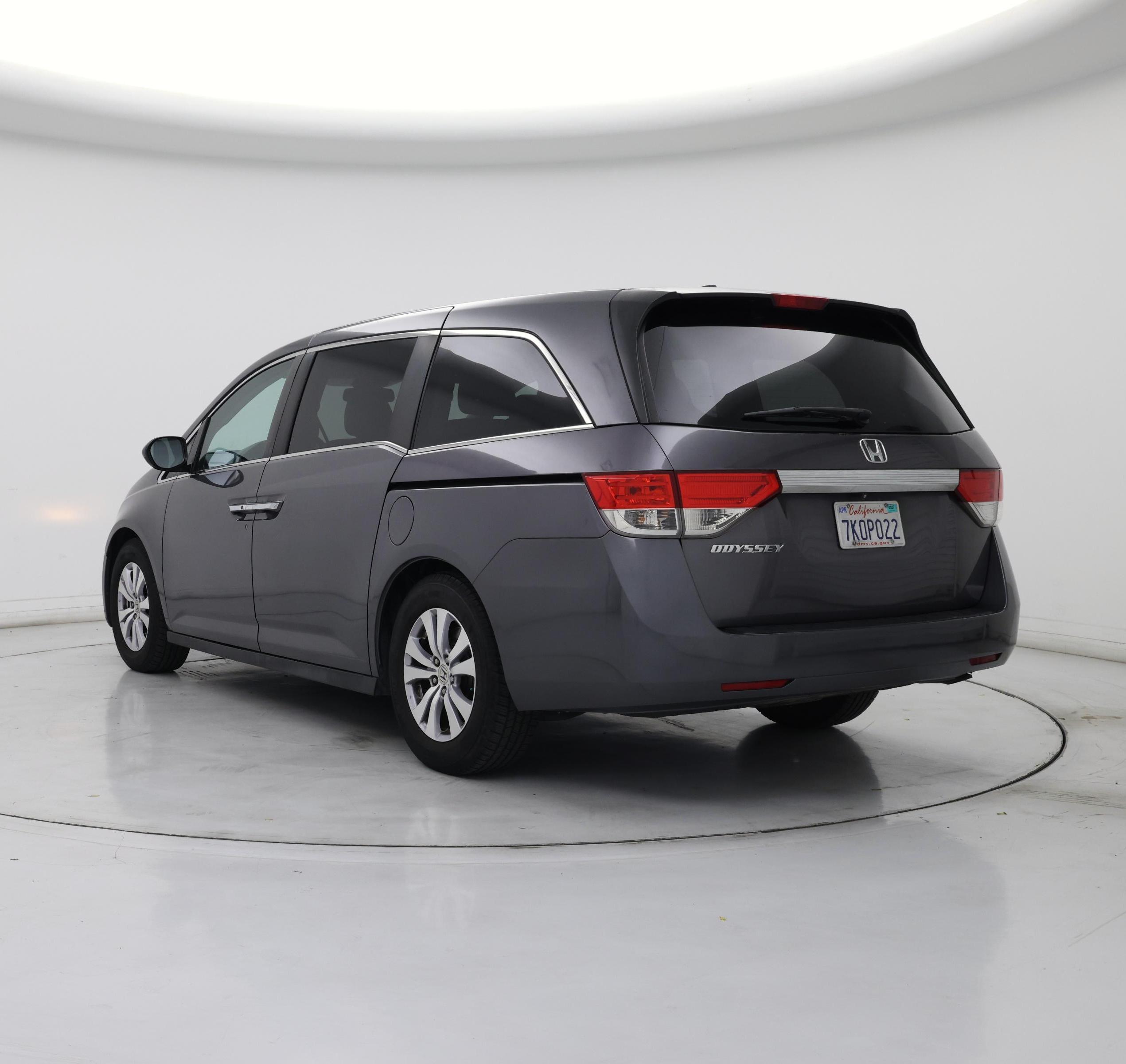 Thumbnail: 2015 Honda Odyssey - 2