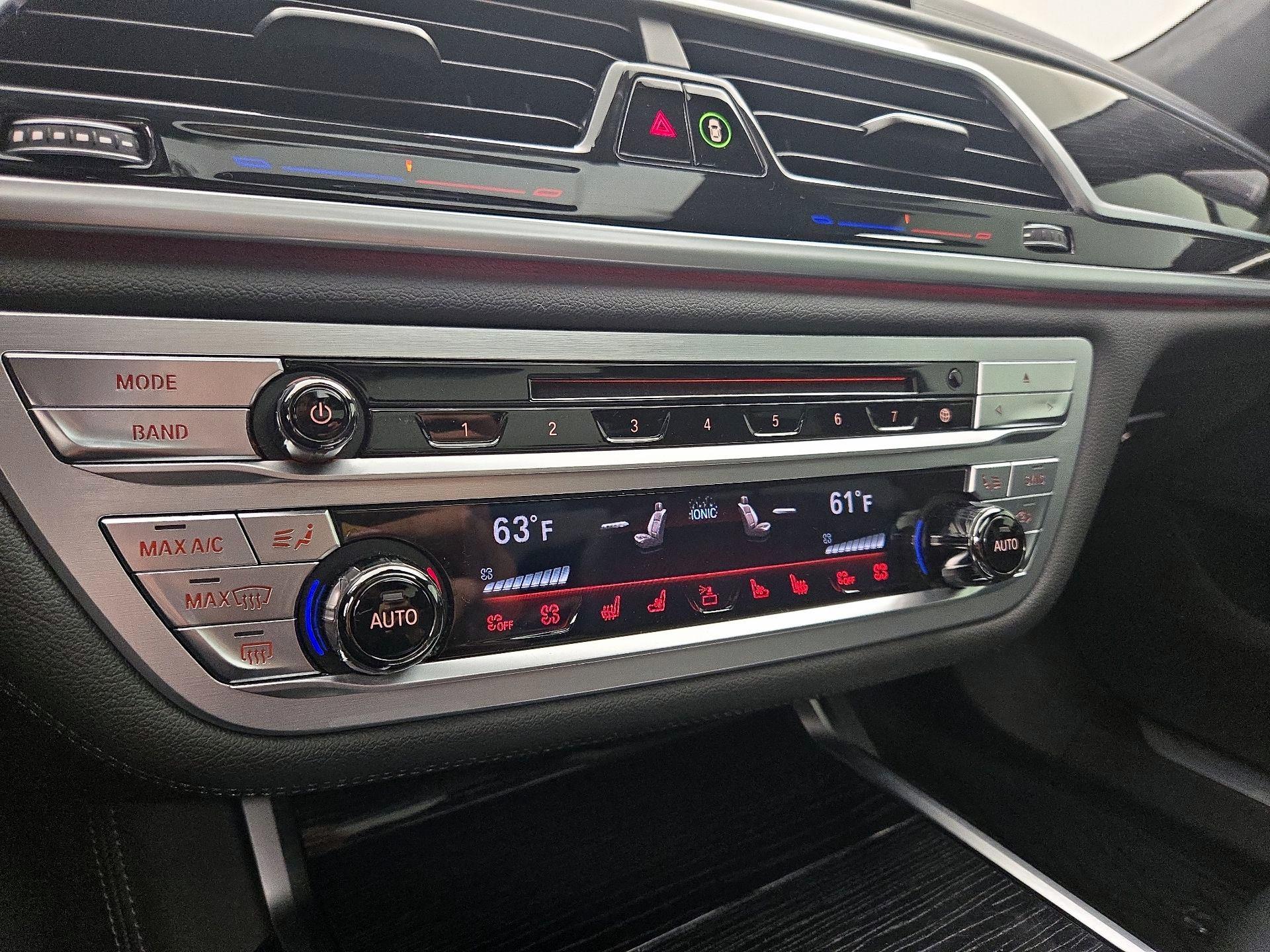 Thumbnail: 2019 BMW 7 Series - 17