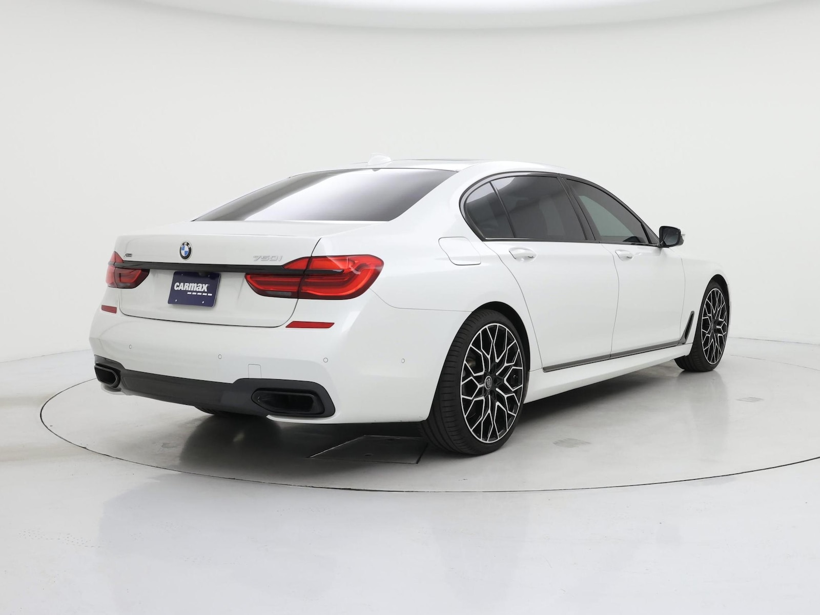 2019 BMW 7 Series 750i - Photo 9