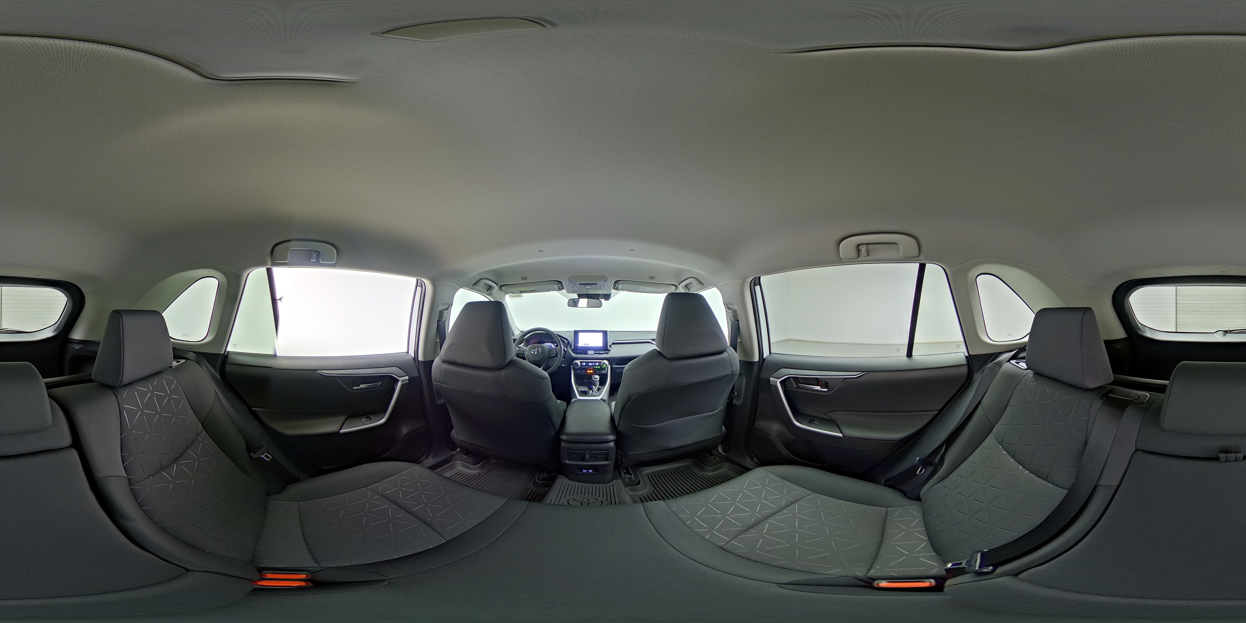 2025 Toyota RAV4 XLE - Photo 26