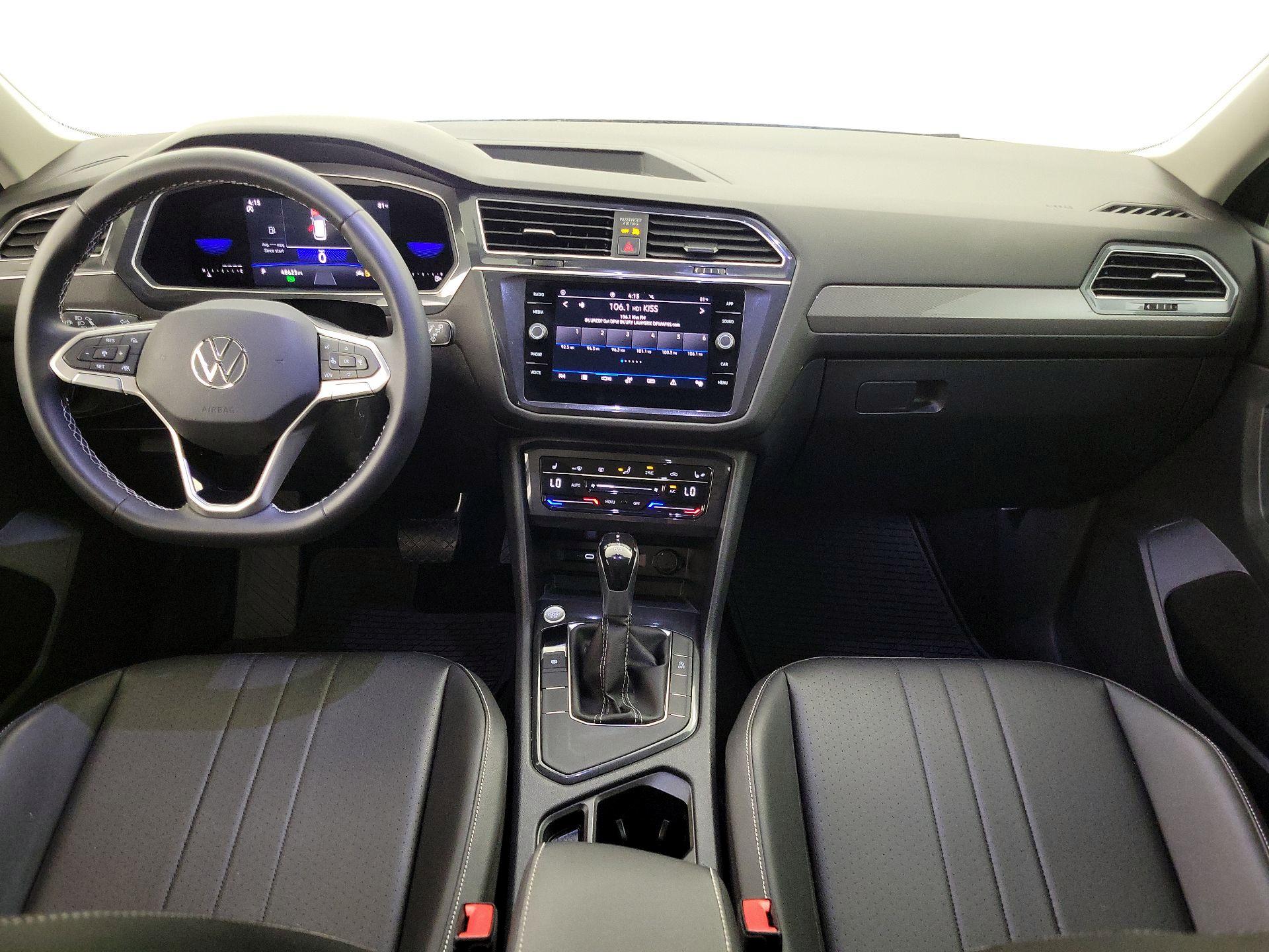 Thumbnail: 2023 Volkswagen Tiguan - 9