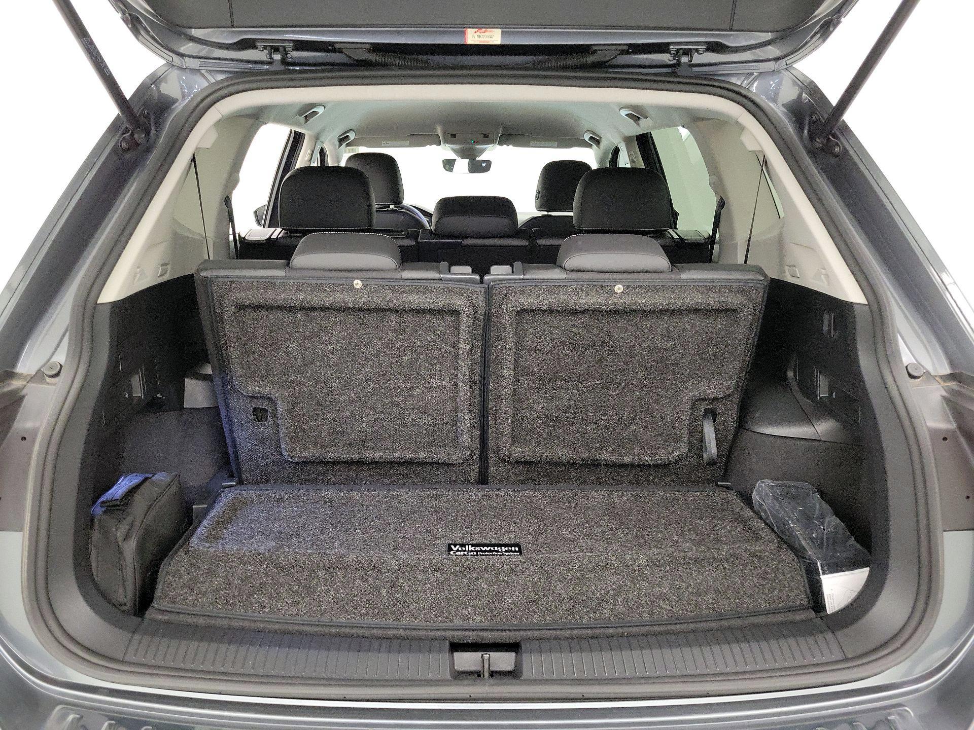 Thumbnail: 2023 Volkswagen Tiguan - 20