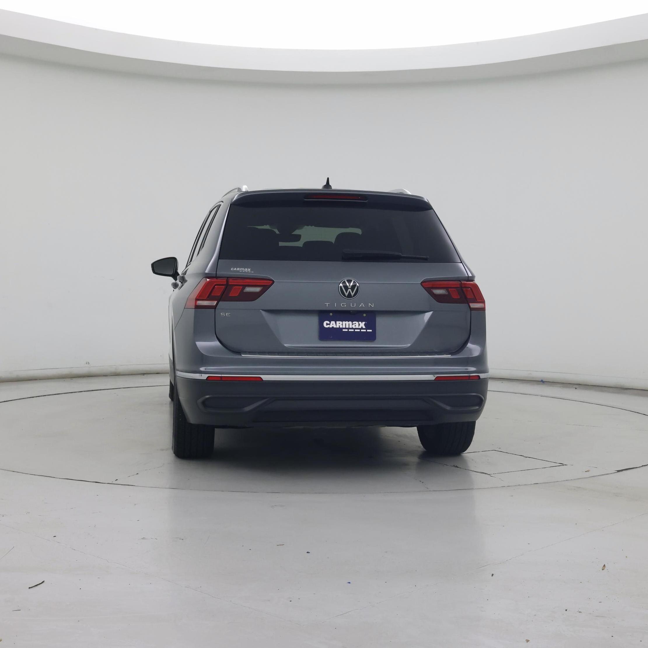 Thumbnail: 2023 Volkswagen Tiguan - 6