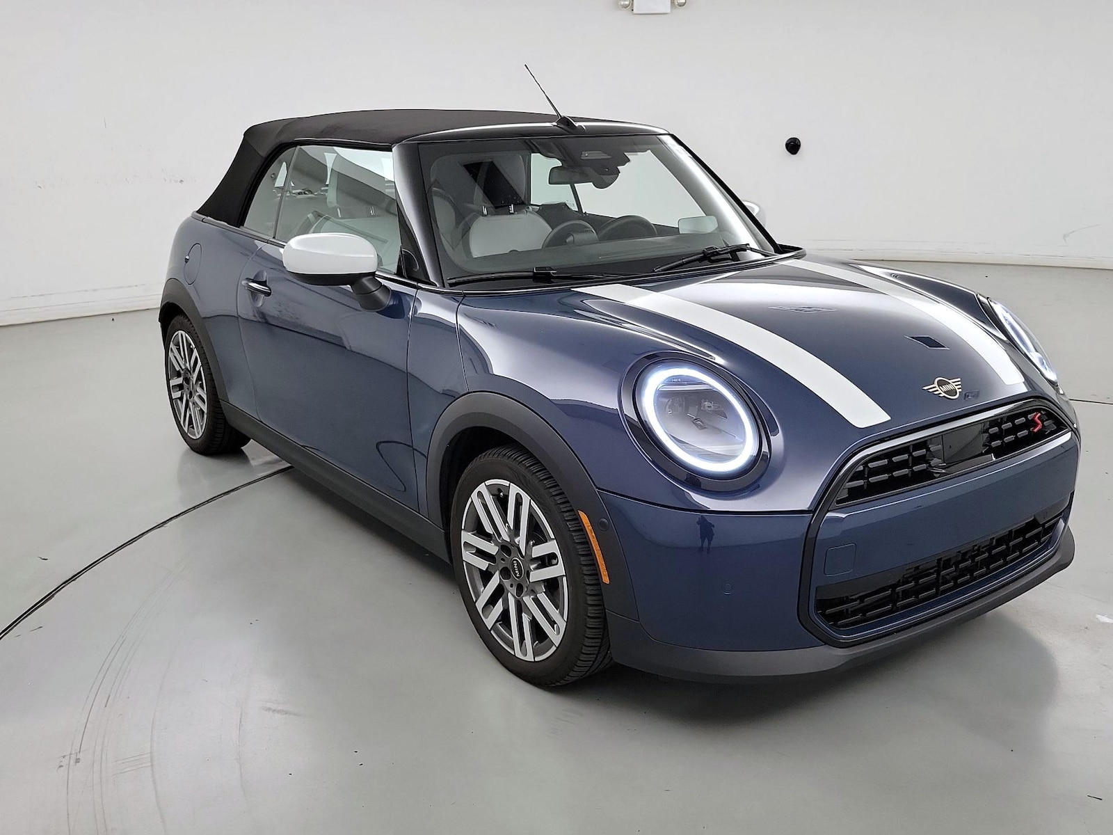 2026 MINI Convertible