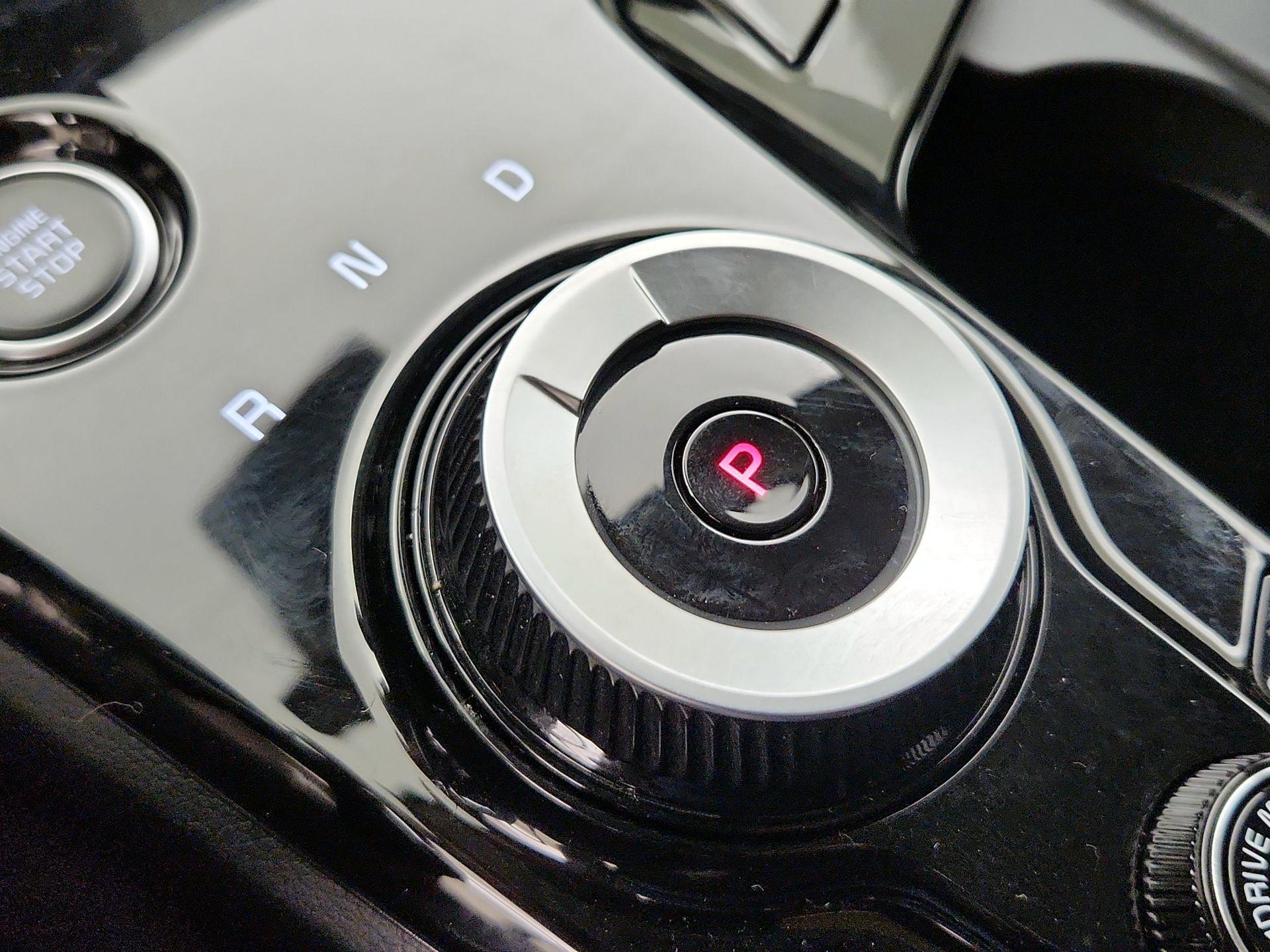 Thumbnail: 2023 Kia Sportage - 18