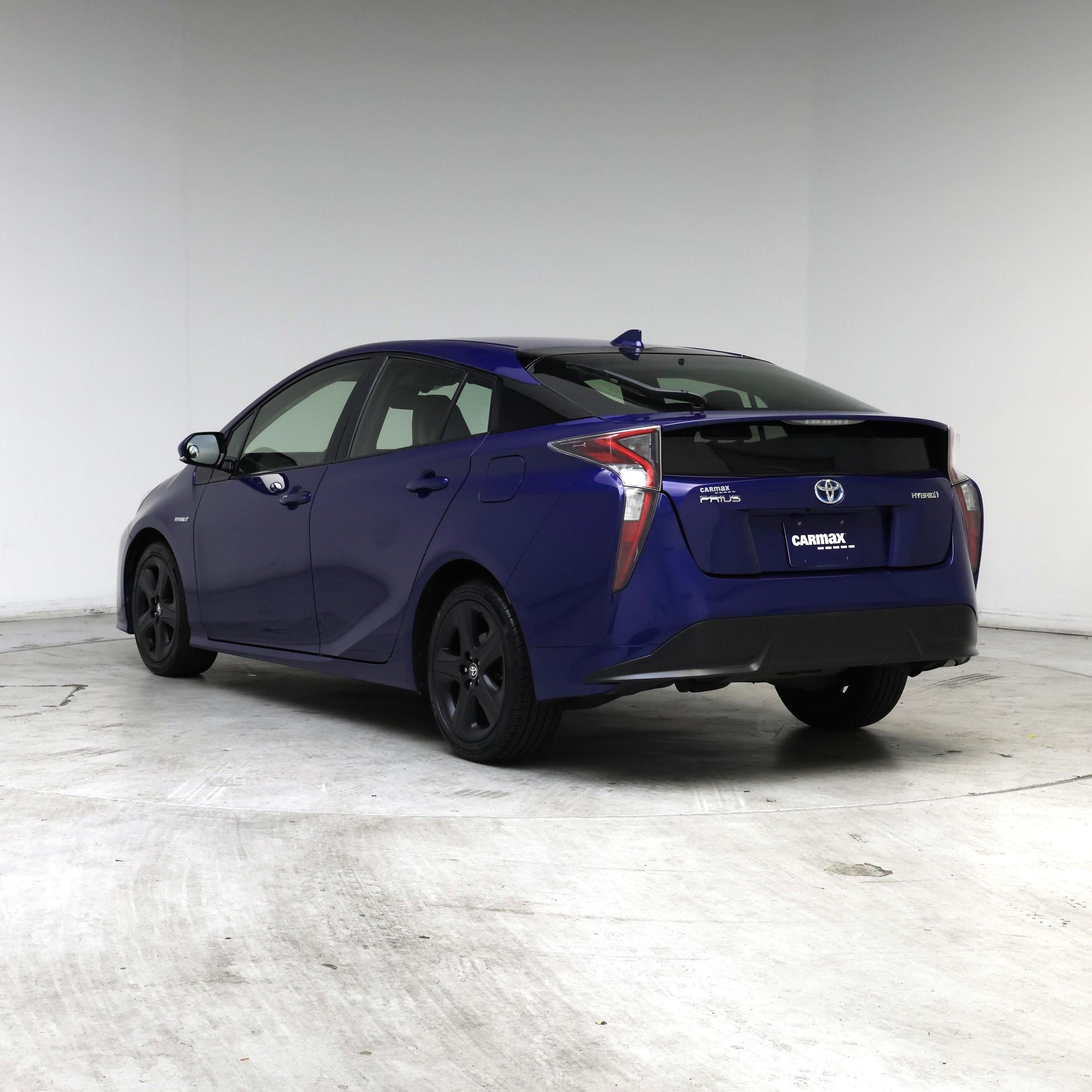 Thumbnail: 2016 Toyota Prius - 2