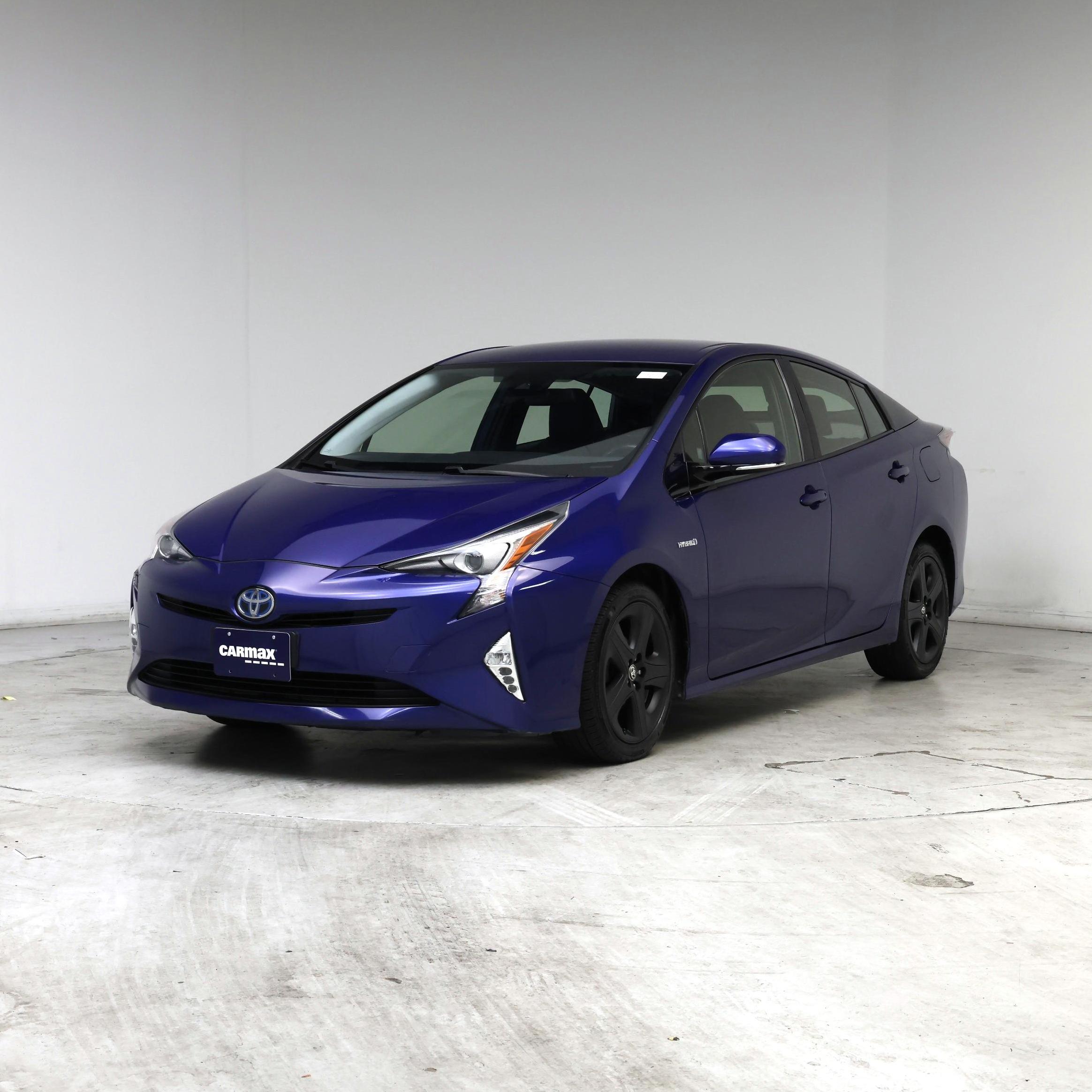Thumbnail: 2016 Toyota Prius - 4