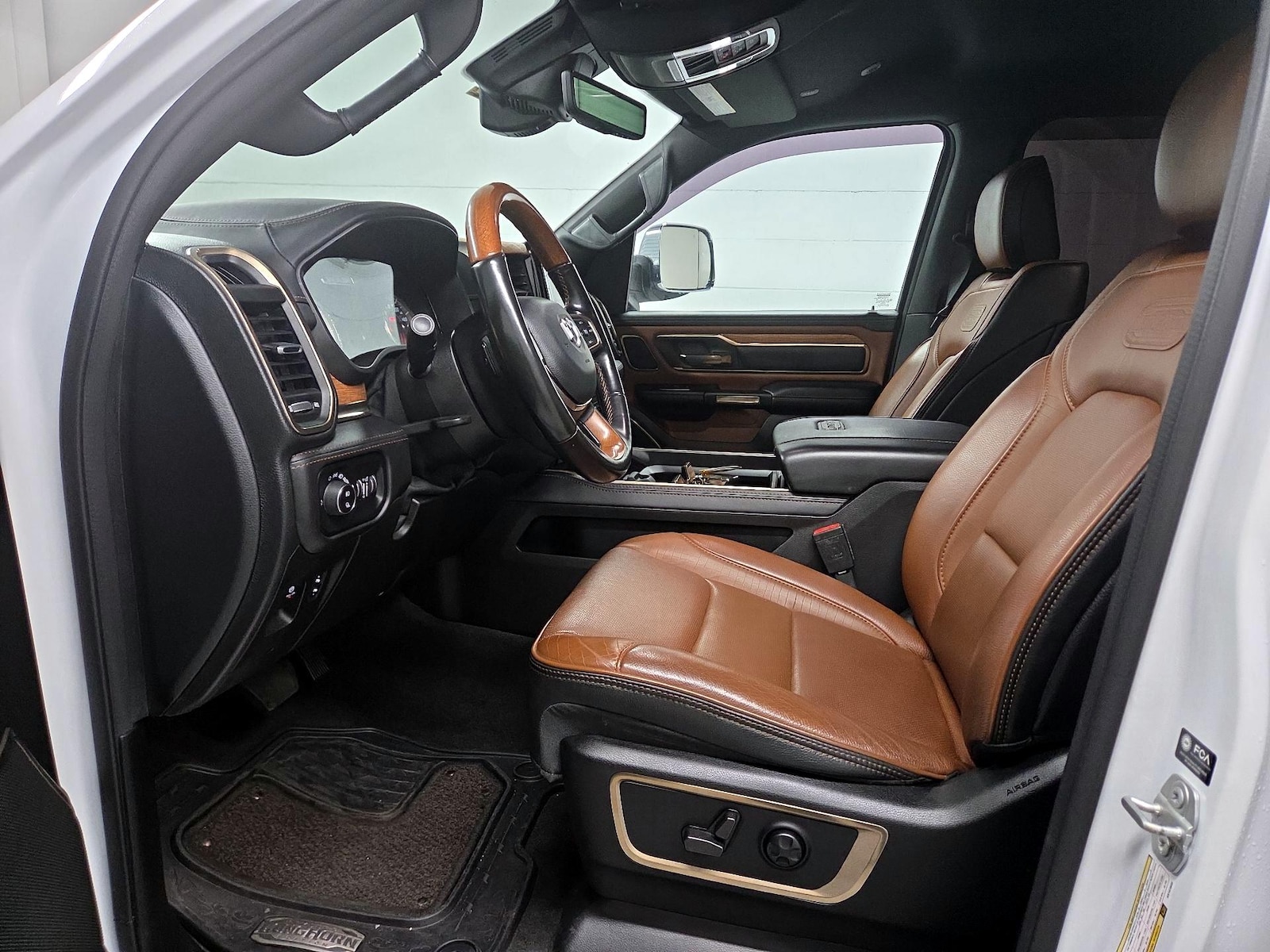 2022 RAM Ram 1500 Pickup Longhorn - Photo 10