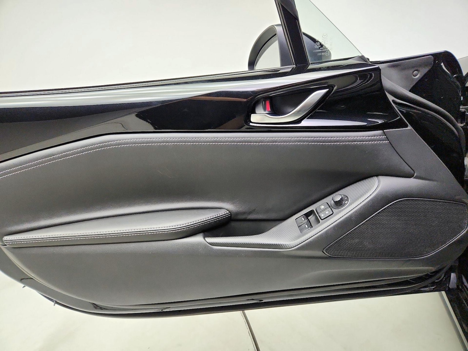 2024 Mazda MX-5 Miata Club - Photo 11