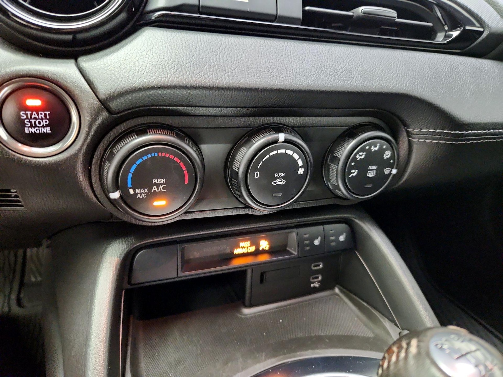 2024 Mazda MX-5 Miata Club - Photo 15