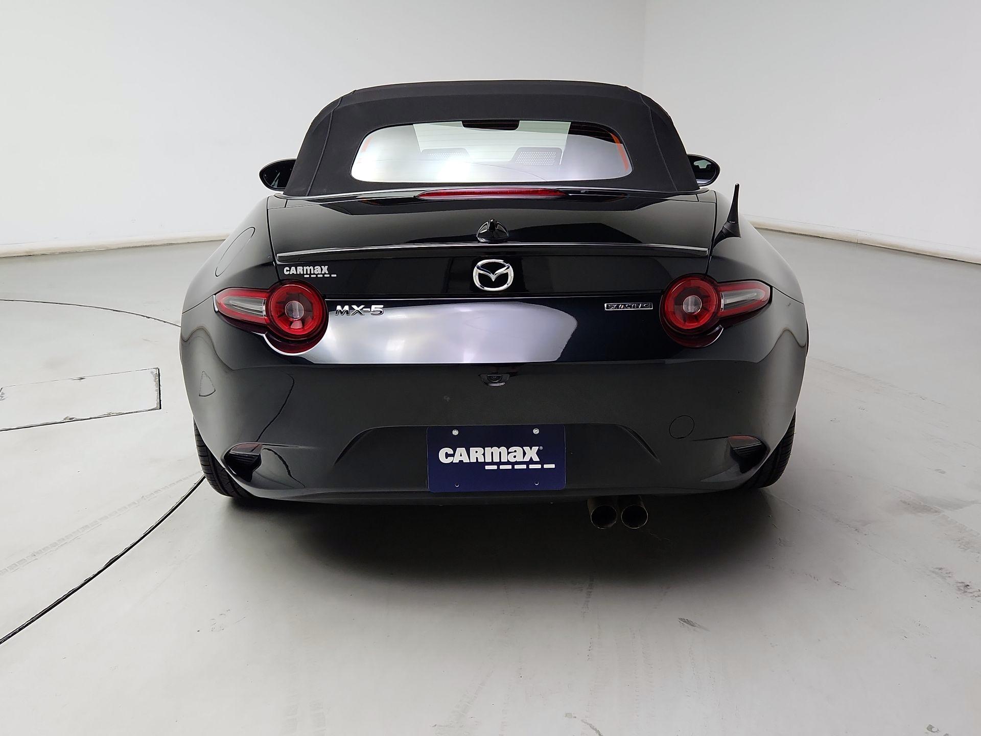 Thumbnail: 2024 Mazda MX-5 Miata - 6