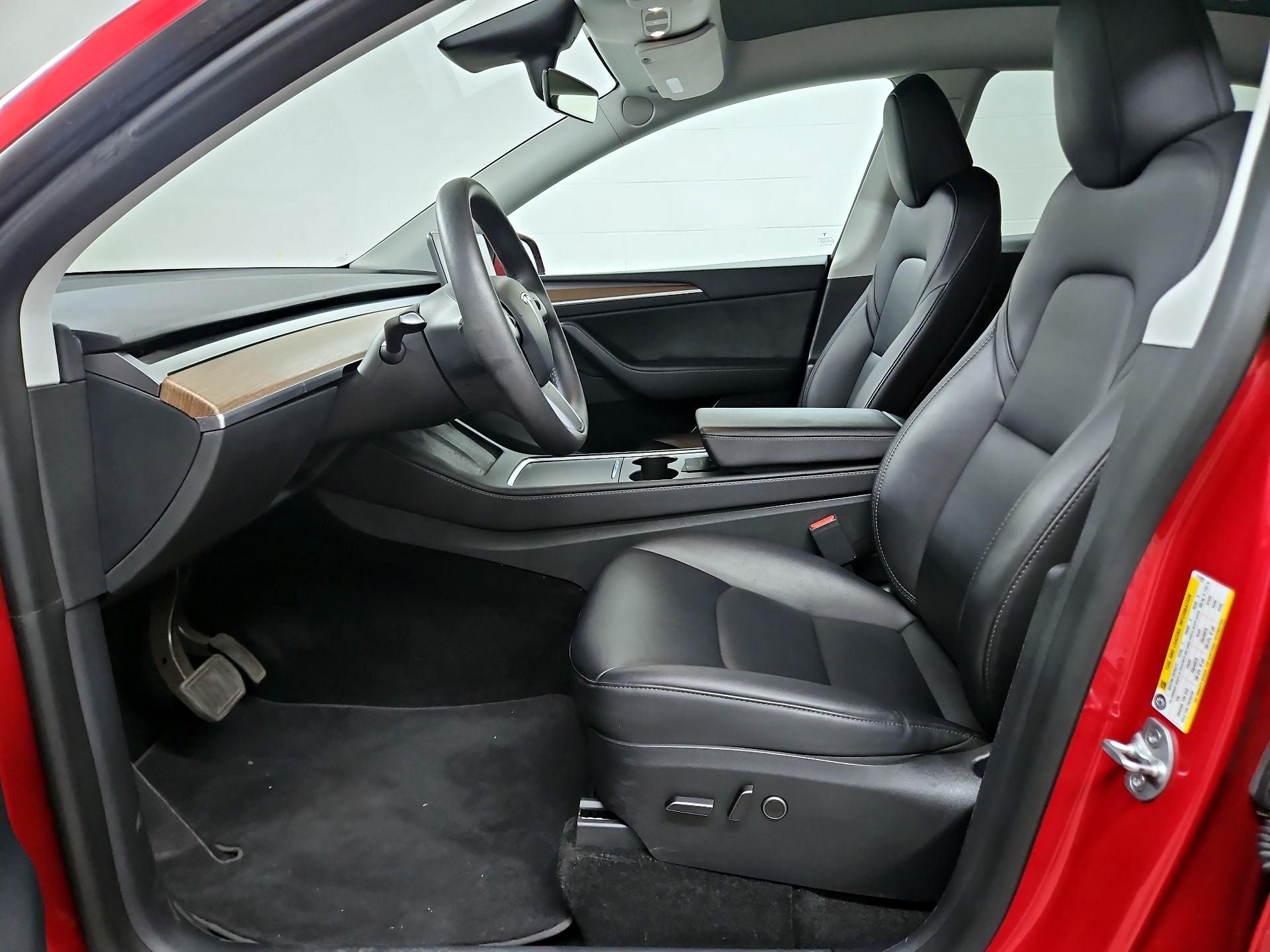 Thumbnail: 2023 Tesla Model Y - 11