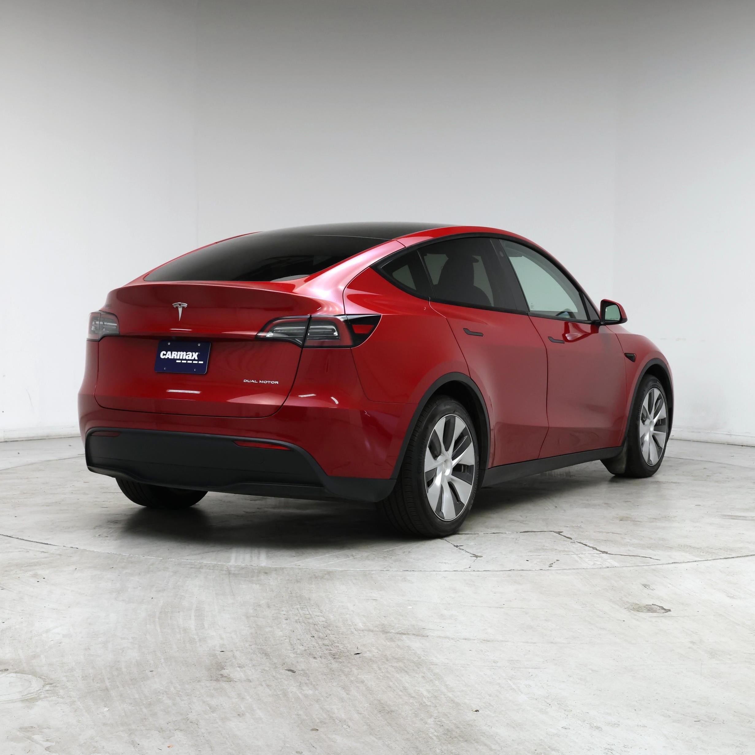 Thumbnail: 2023 Tesla Model Y - 8