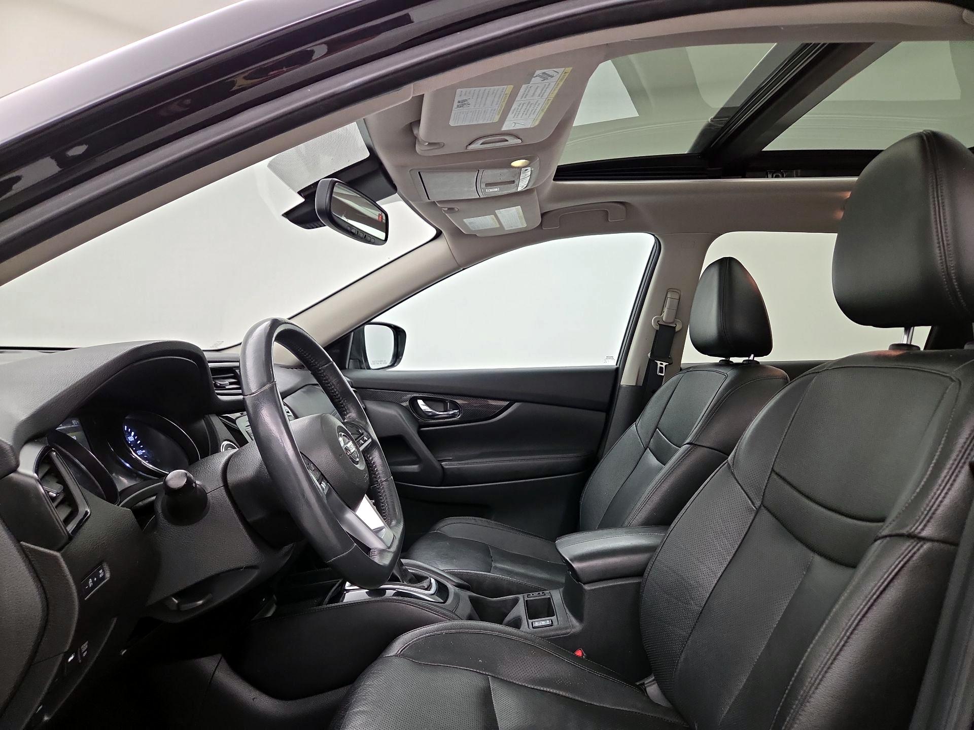 Thumbnail: 2017 Nissan Rogue - 19